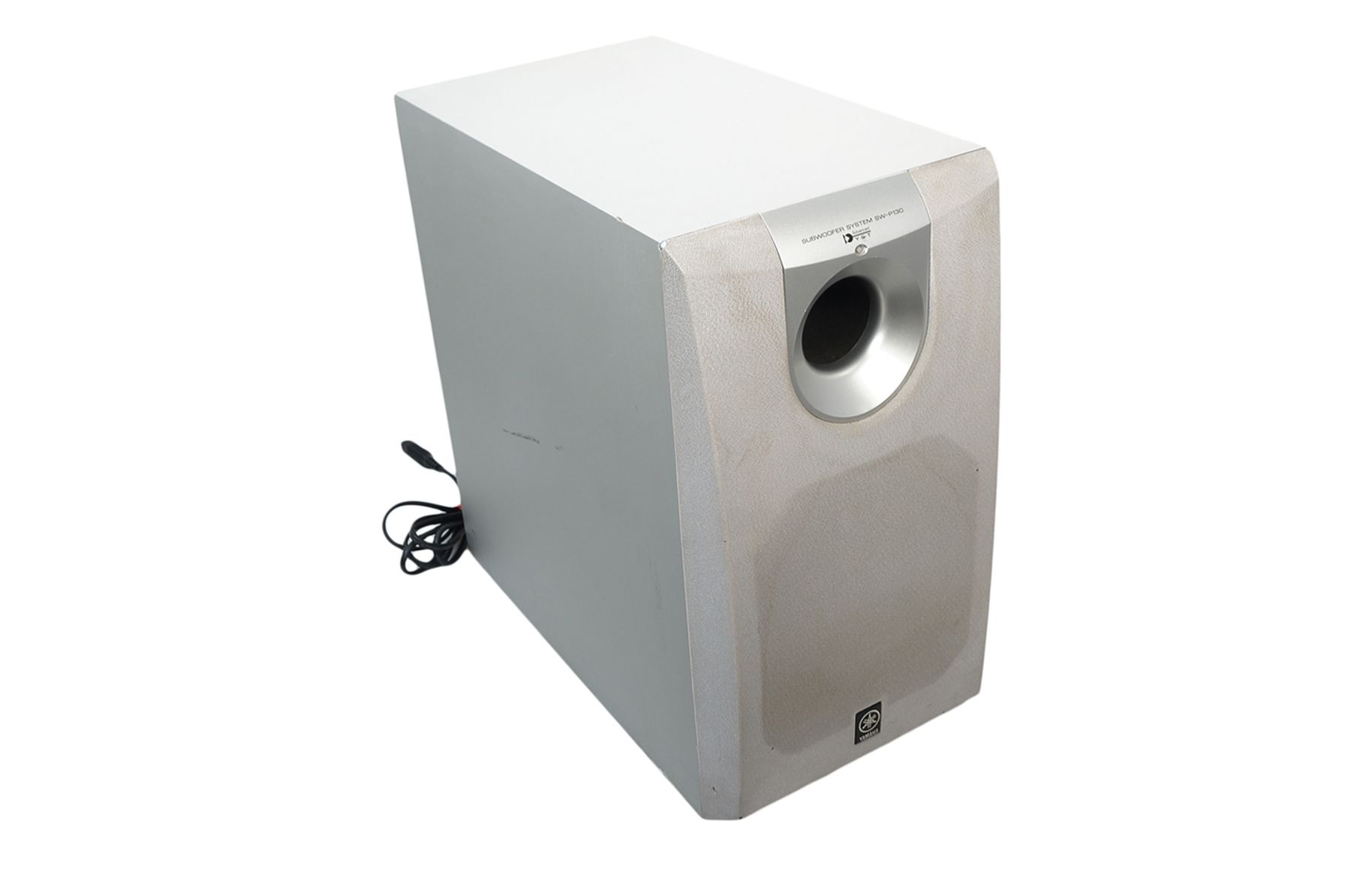 Yamaha_SW-P130_Subwoofer_Aktiv_Silber_07_result