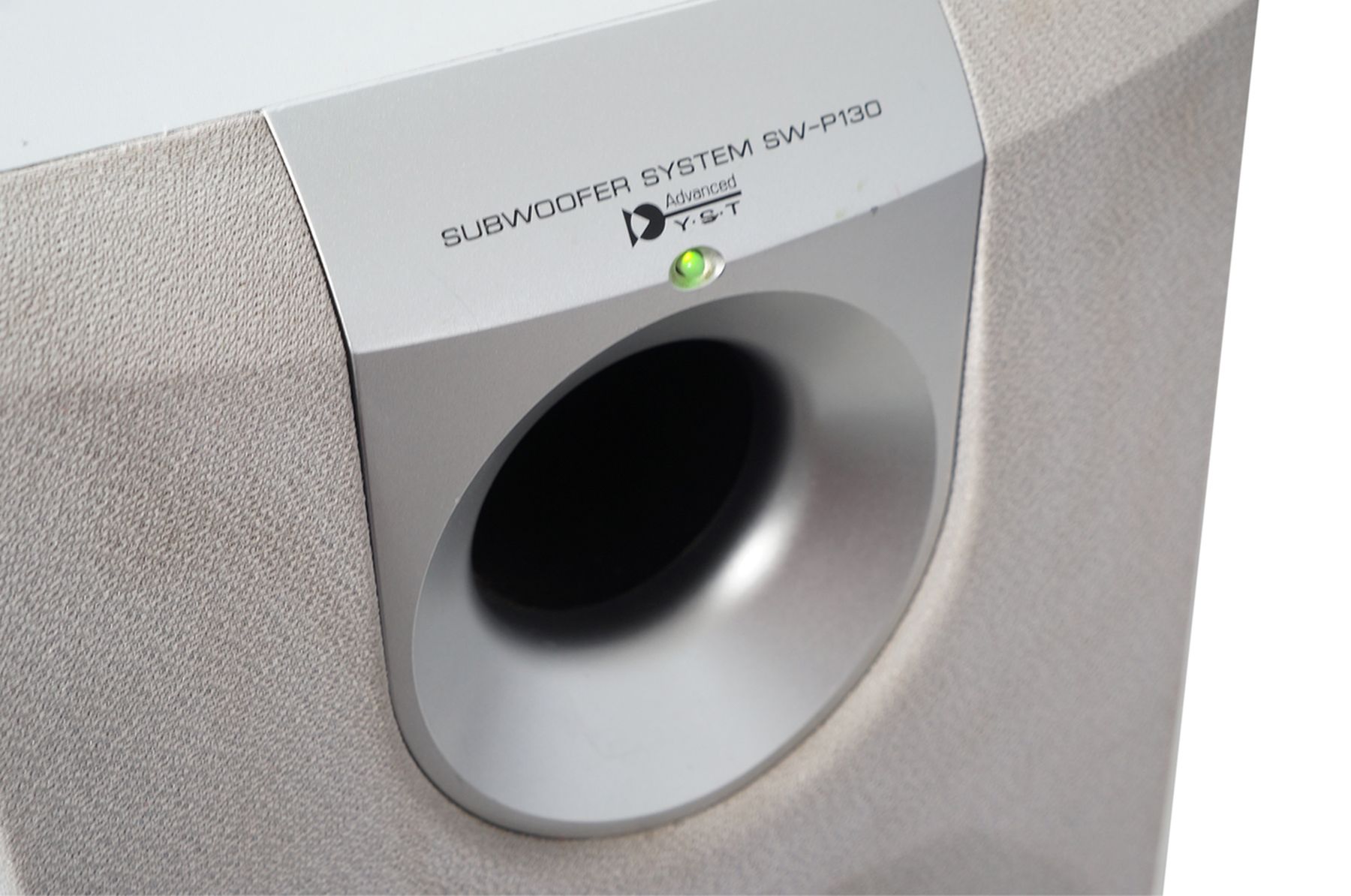 Yamaha_SW-P130_Subwoofer_Aktiv_Silber_result