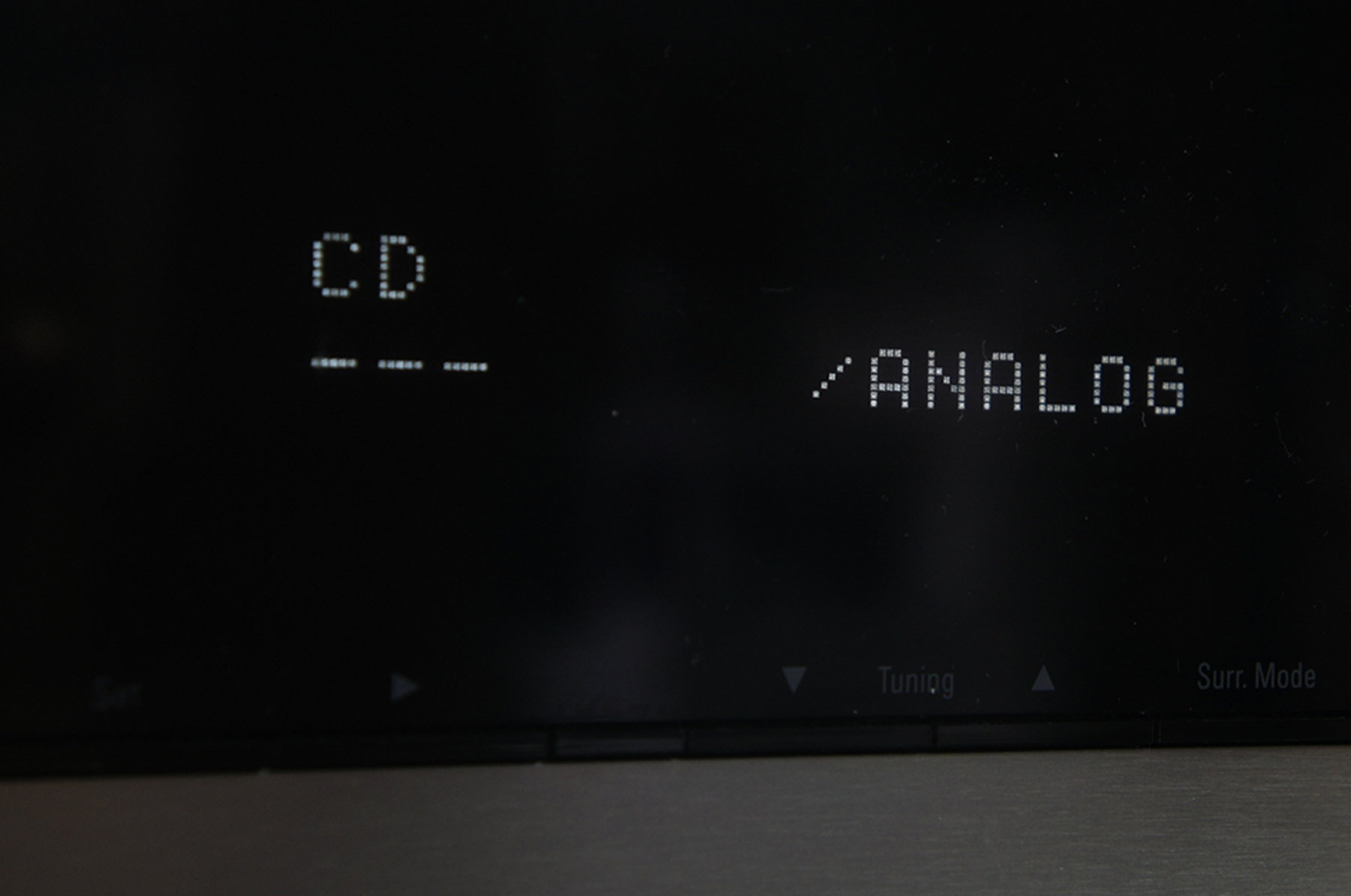 Harman_Kardon_AVR_156_Heimkino-Receiver_Schwarz_02
