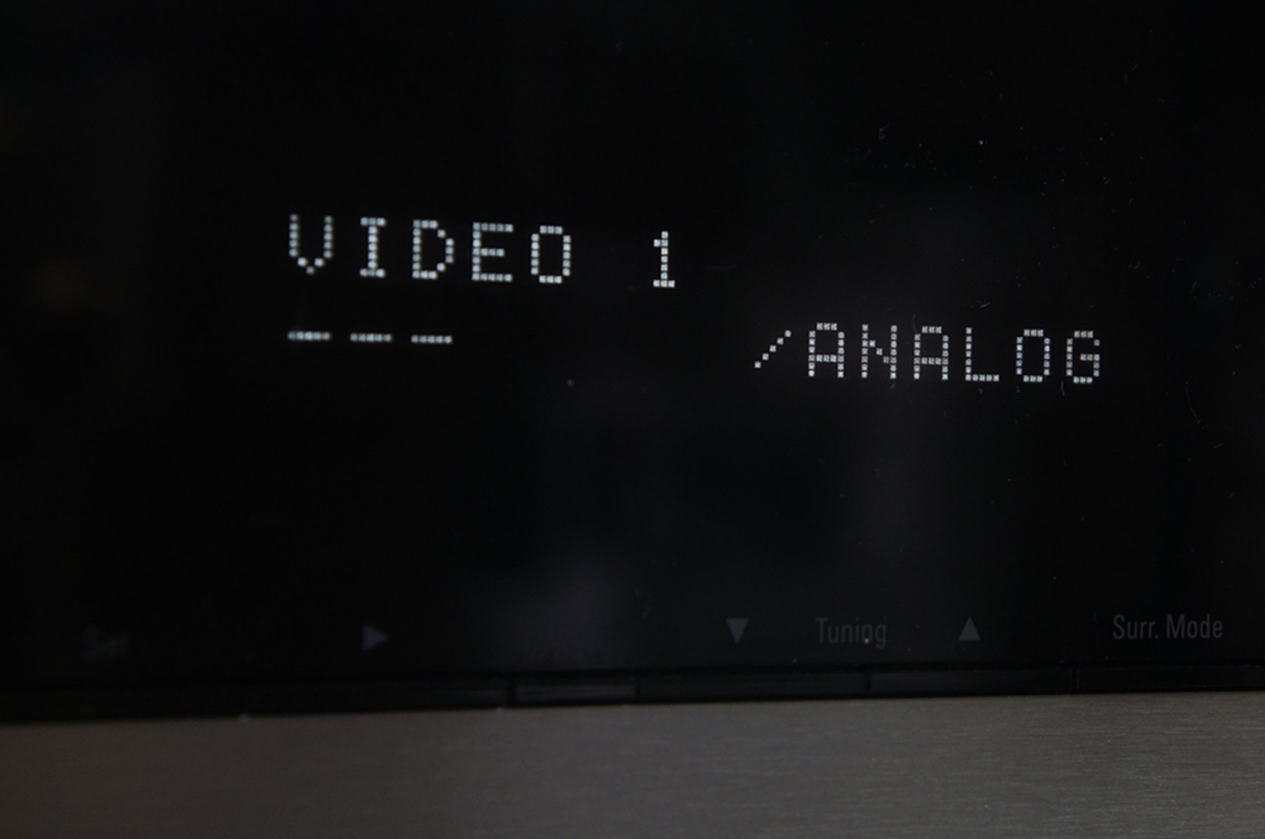 Harman_Kardon_AVR_156_Heimkino-Receiver_Schwarz_03