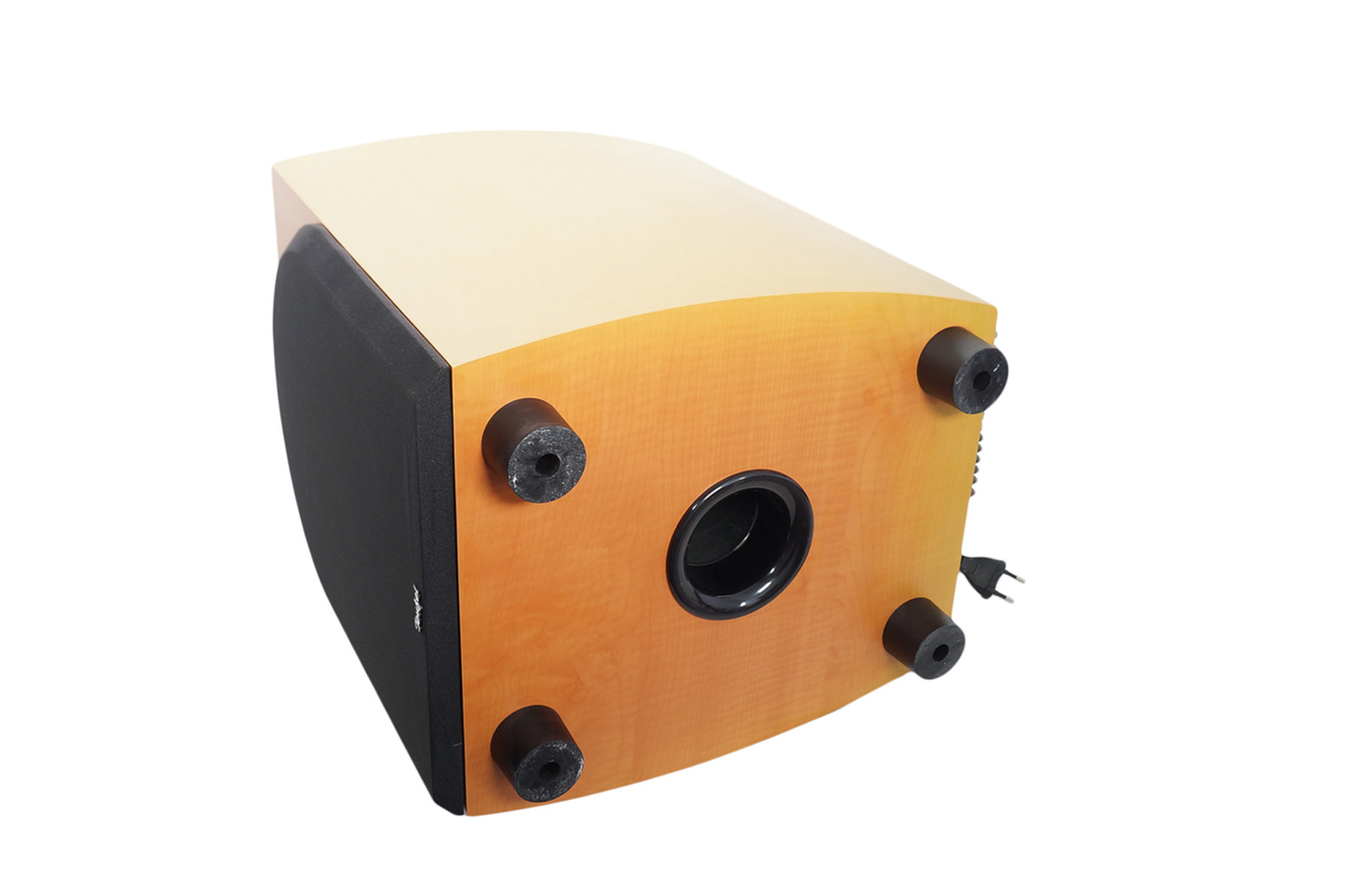Teufel_Concept_R_5.1_Subwoofer_Aktiv_Holzoptik_02