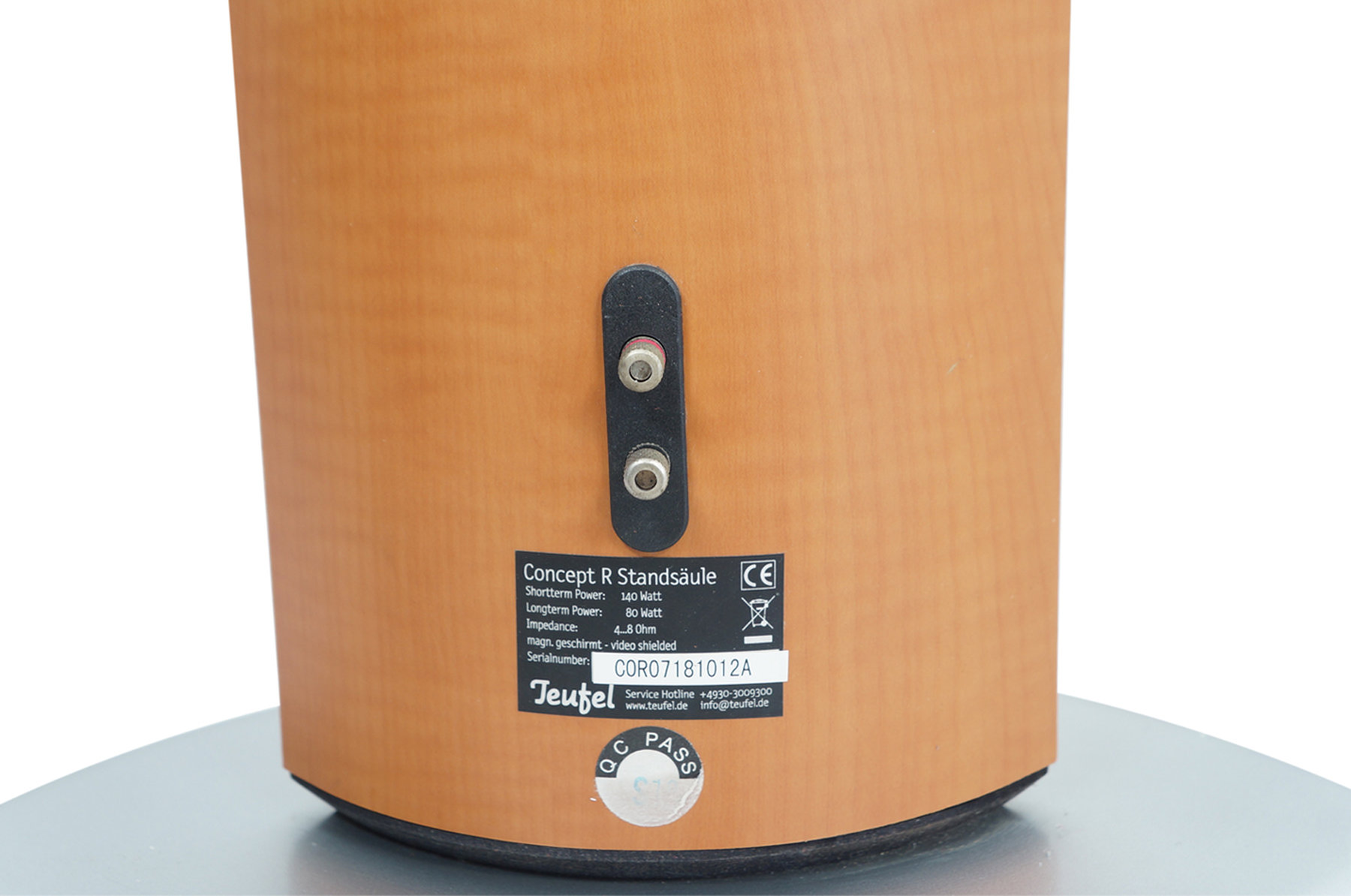 2x_Teufel_Concept_R_Standsaule_Lautsprecher_Boxen_Satelliten_Holzoptik_04