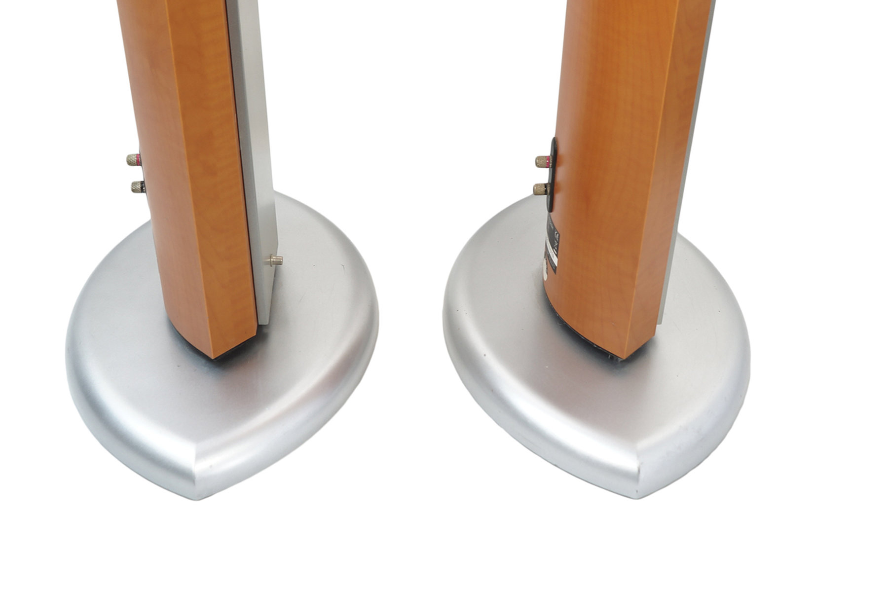 2x_Teufel_Concept_R_Standsaule_Lautsprecher_Boxen_Satelliten_Holzoptik_07