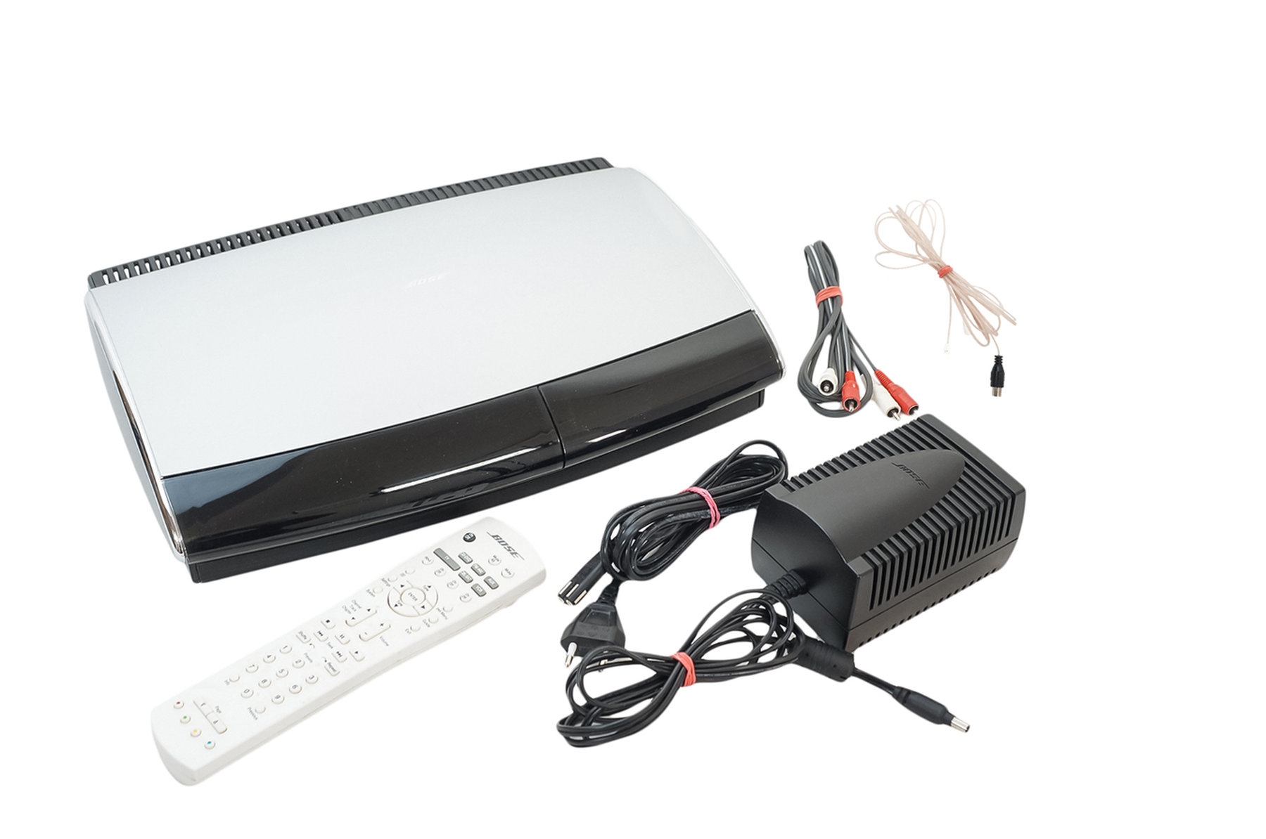 Bose_Lifestyle_18_28_38_Model_AV18_Media_Center_04