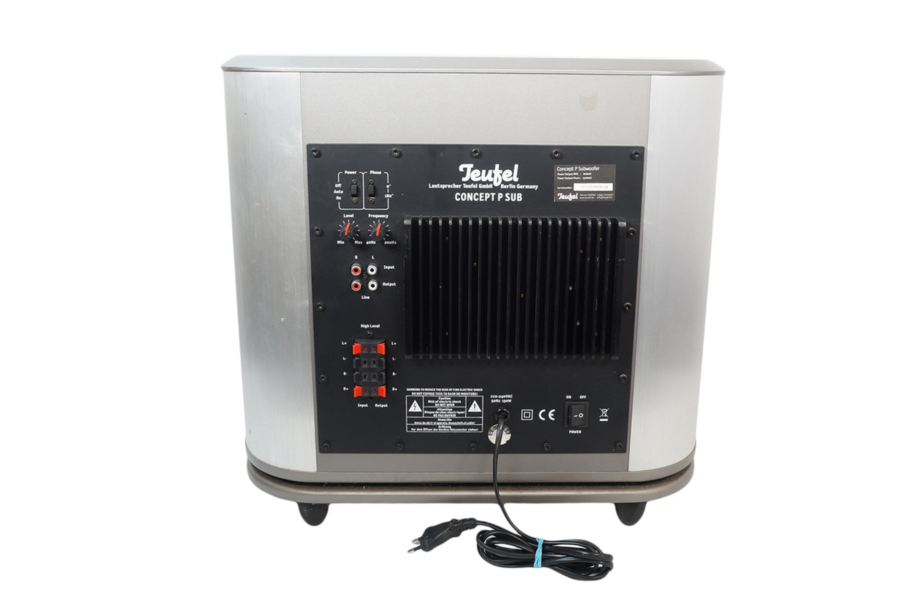Teufel_Concept_P_Sub_Subwoofer_Aktiv_Silber_07