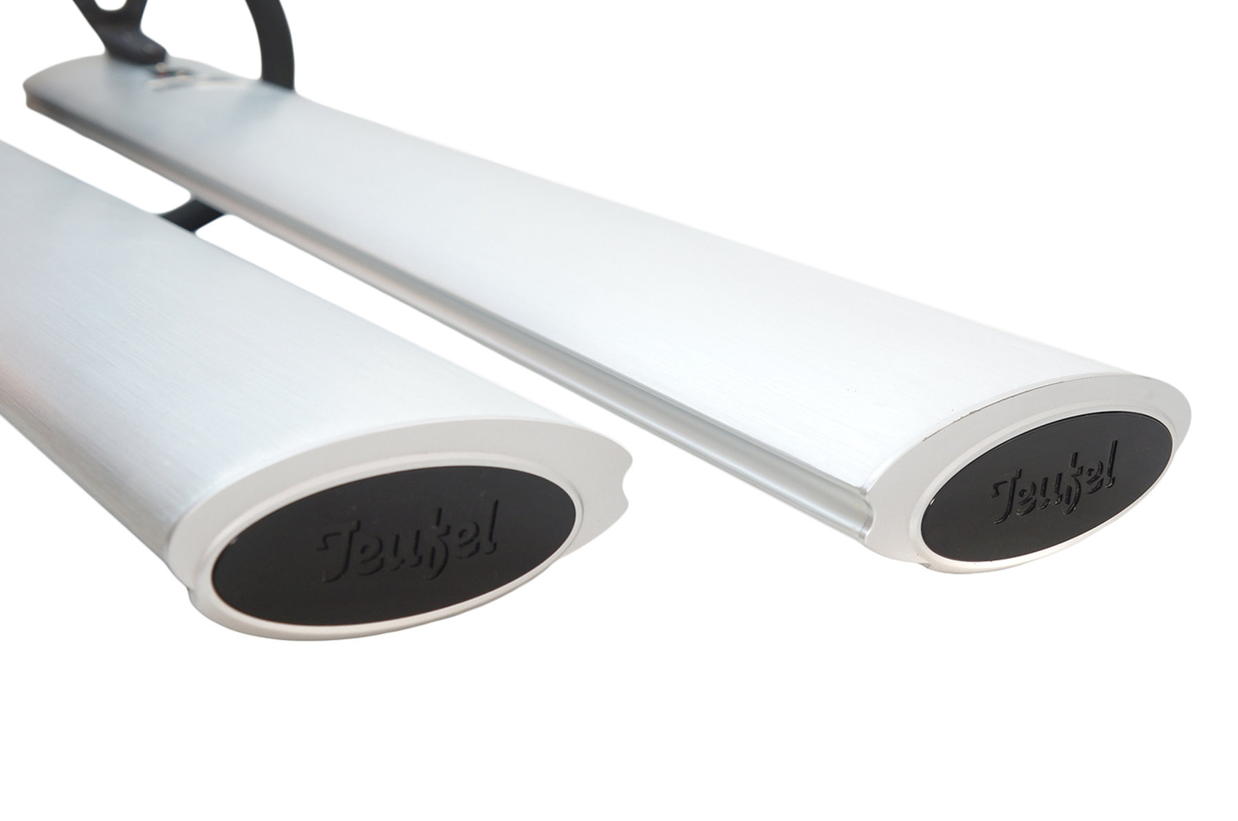 2x_Teufel_Concept_P_Stand_Lautsprecher_Saulen_Satelliten_08