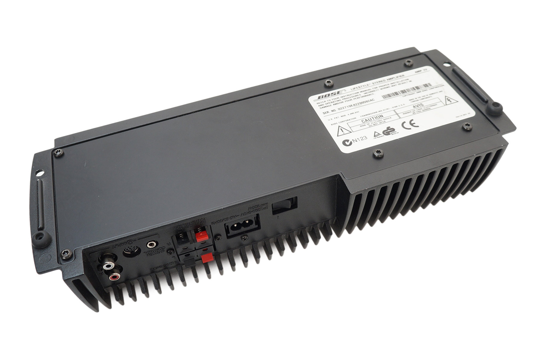 Bose_Lifestyle_Stereo_Amplifier_AMP_2V_Schwarz_06