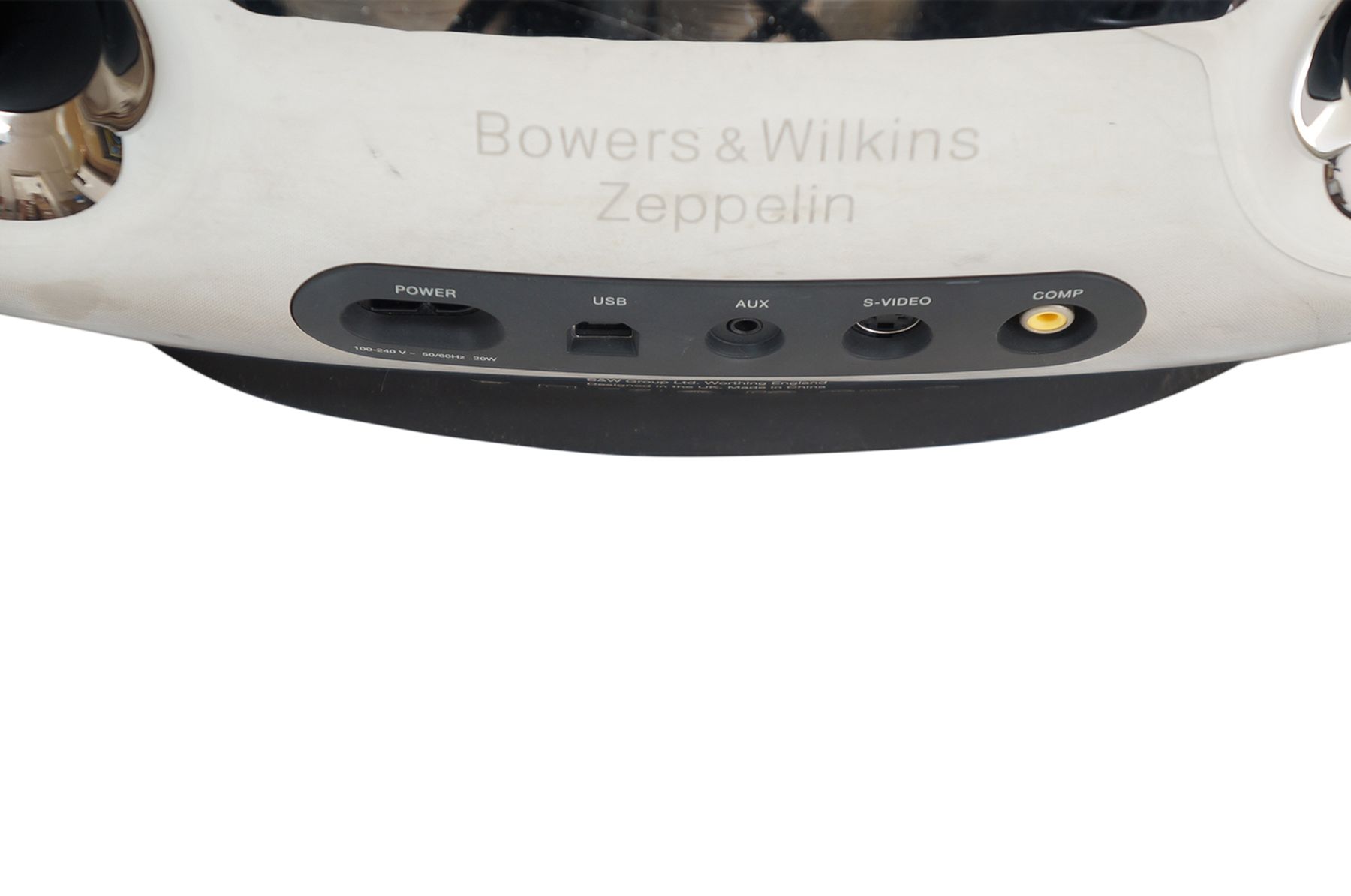 Bowers__Wilkins_Zeppelin_Lautsprecher_08_result