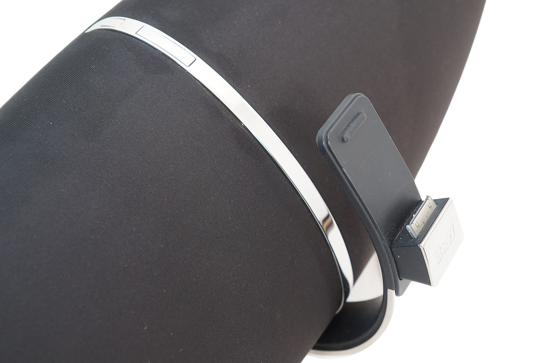 Bowers__Wilkins_Zeppelin_Lautsprecher_10_result