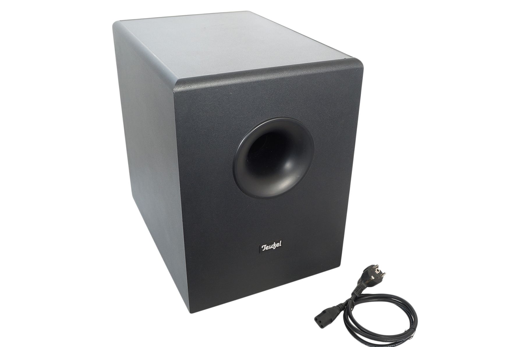 Teufel_Concept_E_Powered_Subwoofer_Aktiv_Schwarz_04_result