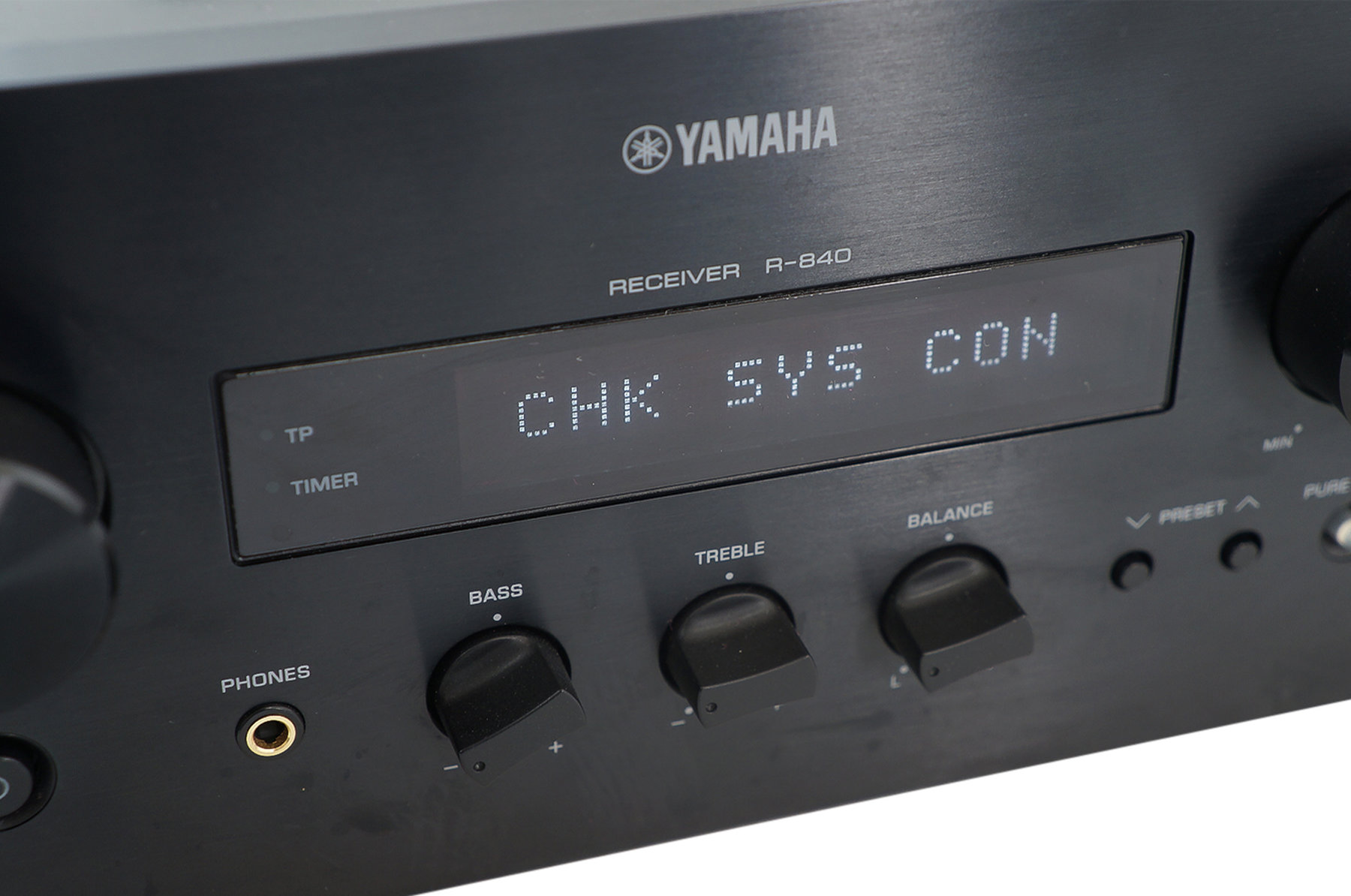 Yamaha_R-840_Stereo_2.1_Receiver_Schwarz