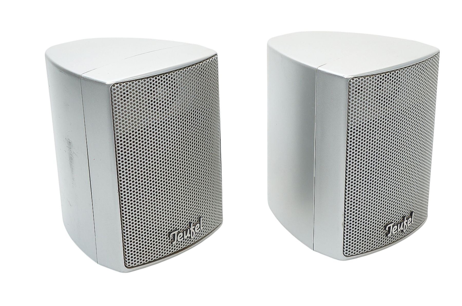 2x_Teufel_CEM_50_FR_Lautsprecher_Boxen_Silber_05_result