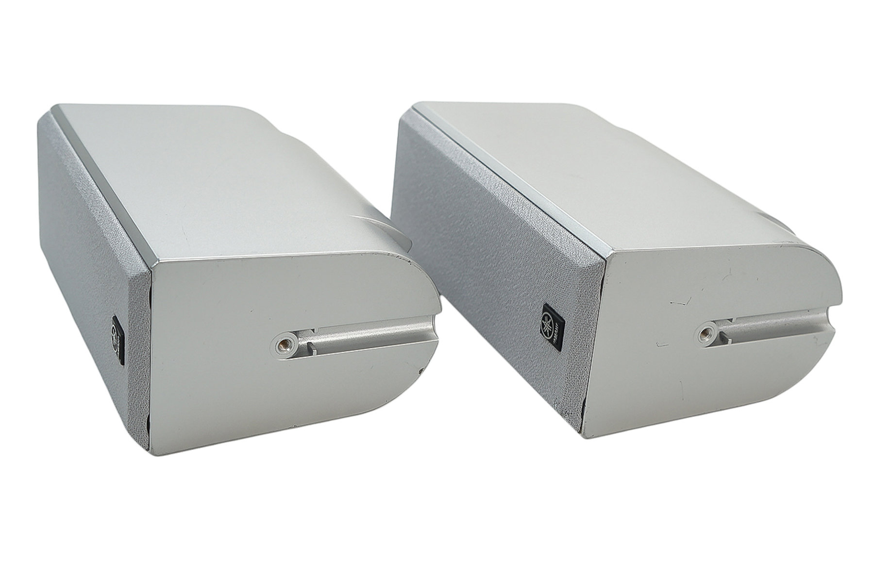 2x_Yamaha_NX-E130_Lautsprecher_Boxen_Silber_02