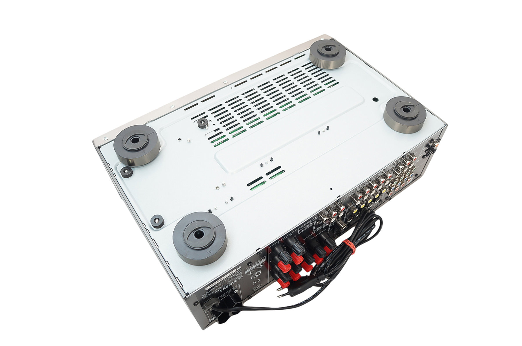 Yamaha_RX-V461_HDMI_AV-Receiver_Silber_05