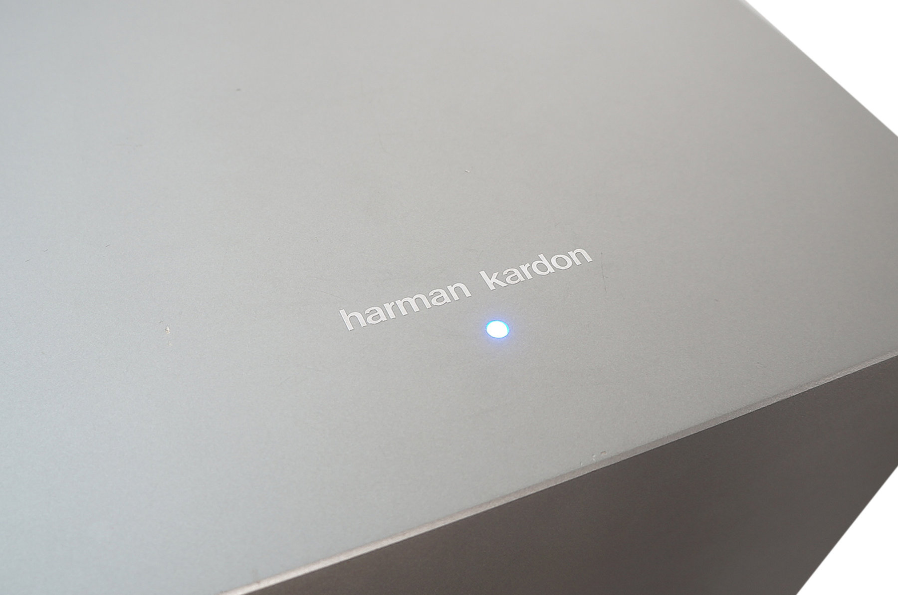 Harman_Kardon_SUB-TS11_aktiver_Subwoofer_Silber_10