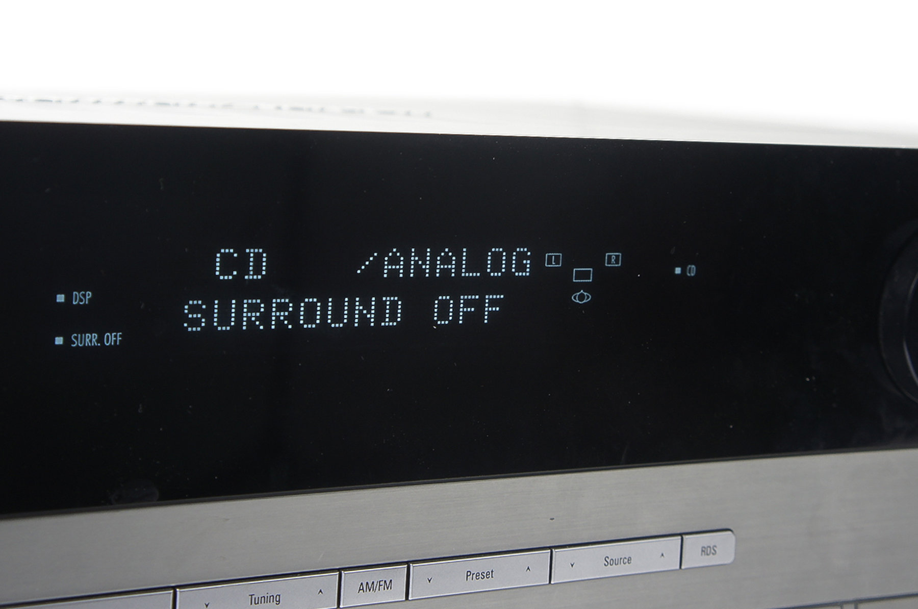 Harman_Kardon_AVR_137_5.1_AV_Receiver_09