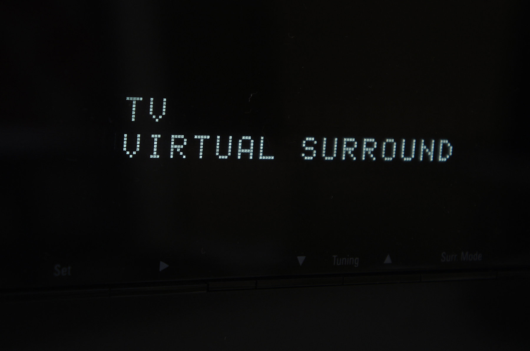 Harman_Kardon_AVR_255_7.1_Surround_AV-Receiver_08