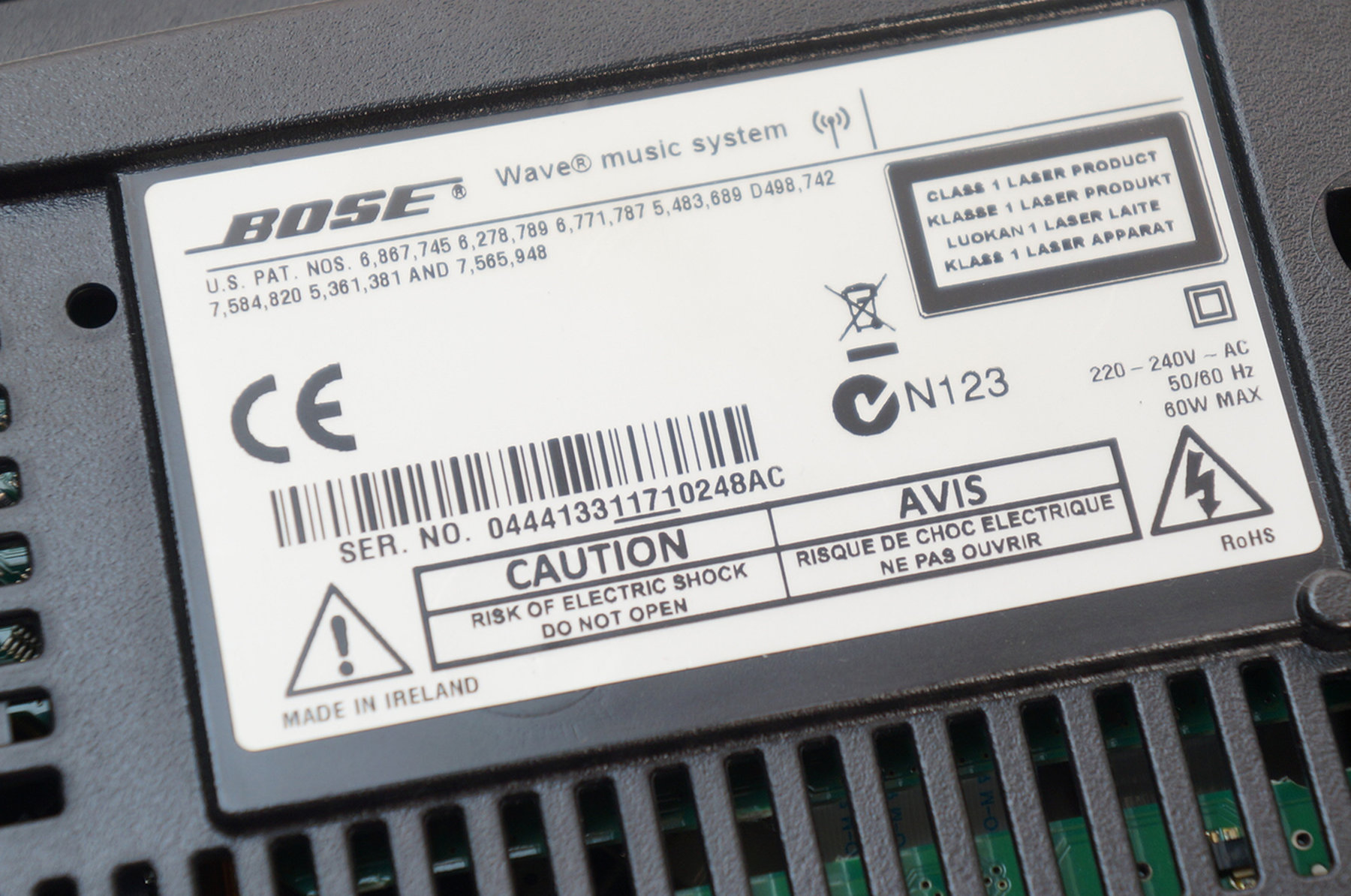 Bose_Wave_Music_System_Grau_18