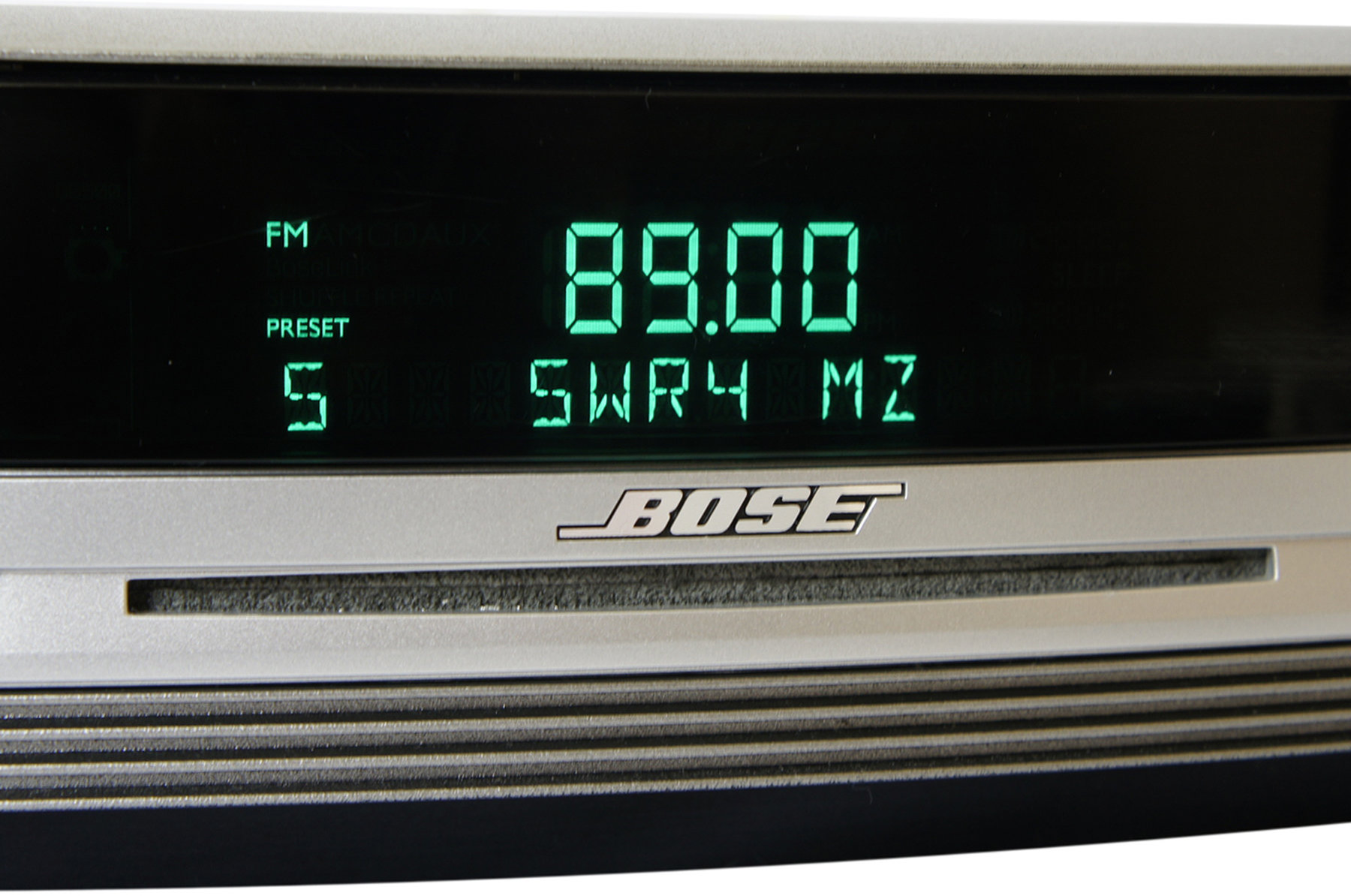 Bose_Wave_Music_System_Grau_27