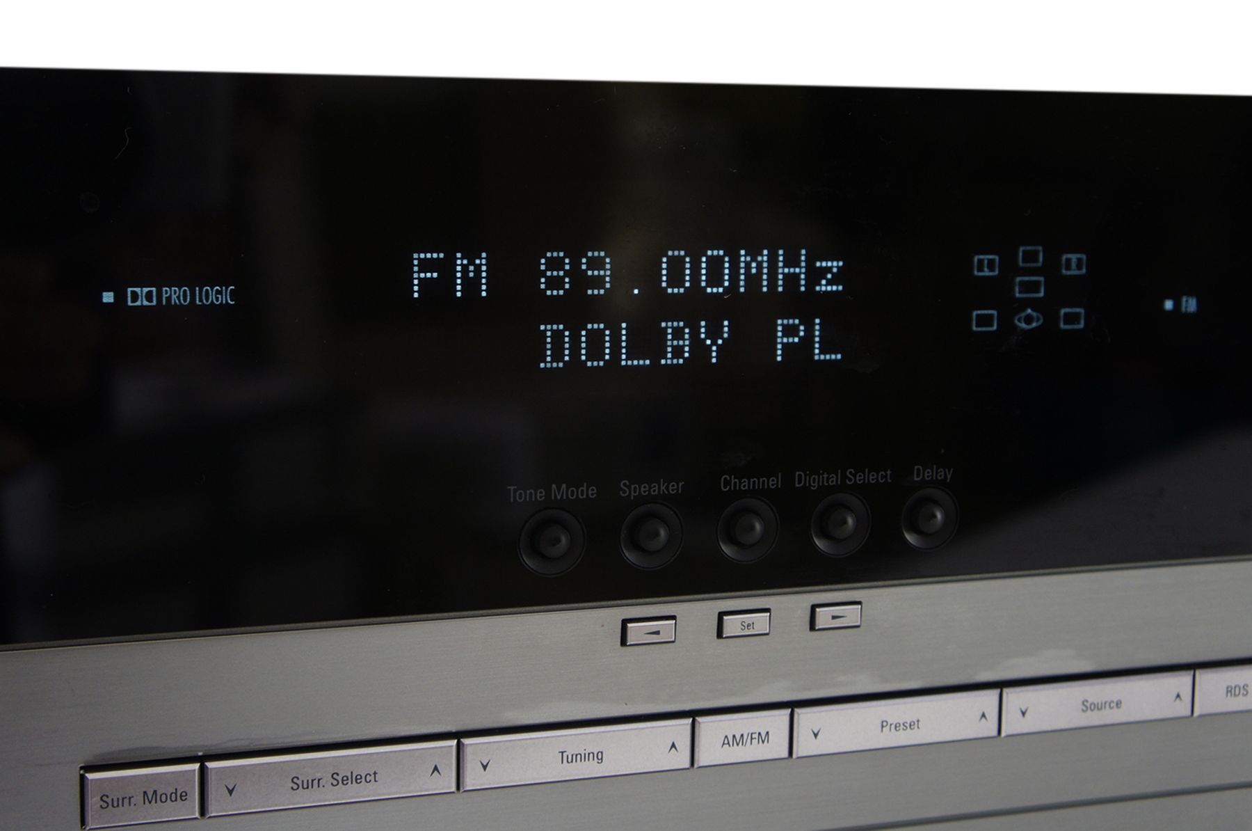 Harman_Kardon_AVR_130_Stereo_Receiver_Silber_inkl_Bluetooth_Adapter_05_result