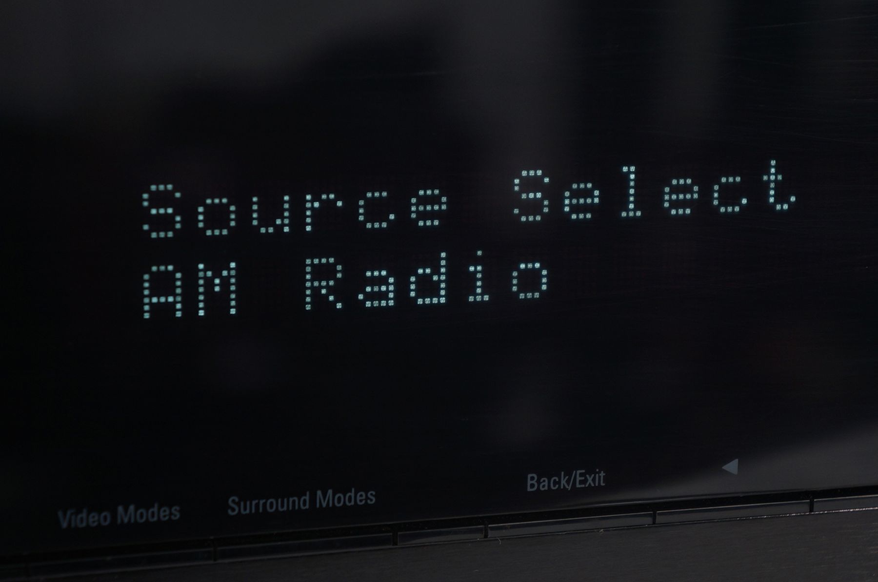 Harman_Kardon_AVR_370-230_AV_Receiver_Schwarz_08_result