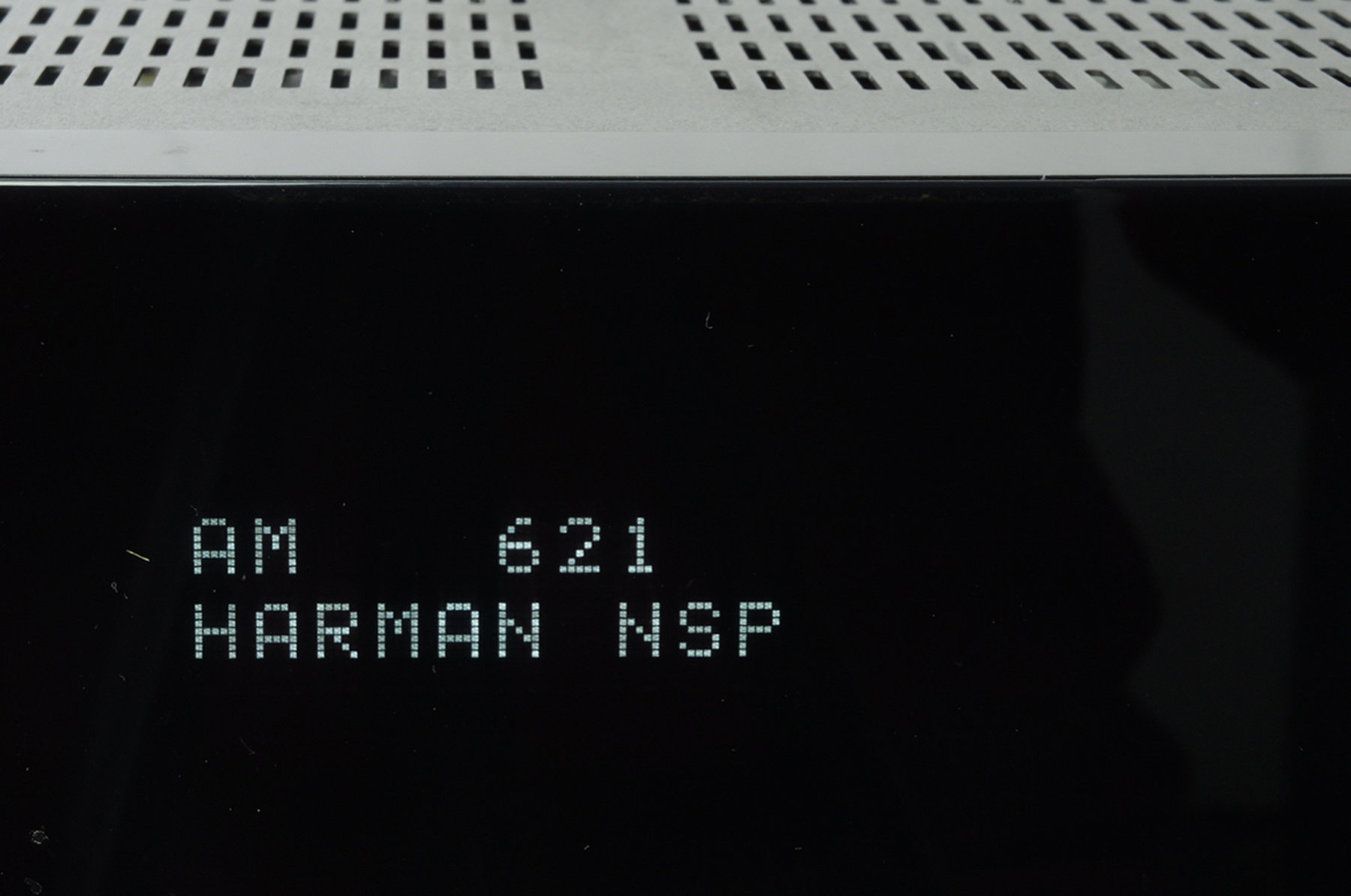 Harman_Kardon_AVR_161_5.1_AV_Receiver_Schwarz_12
