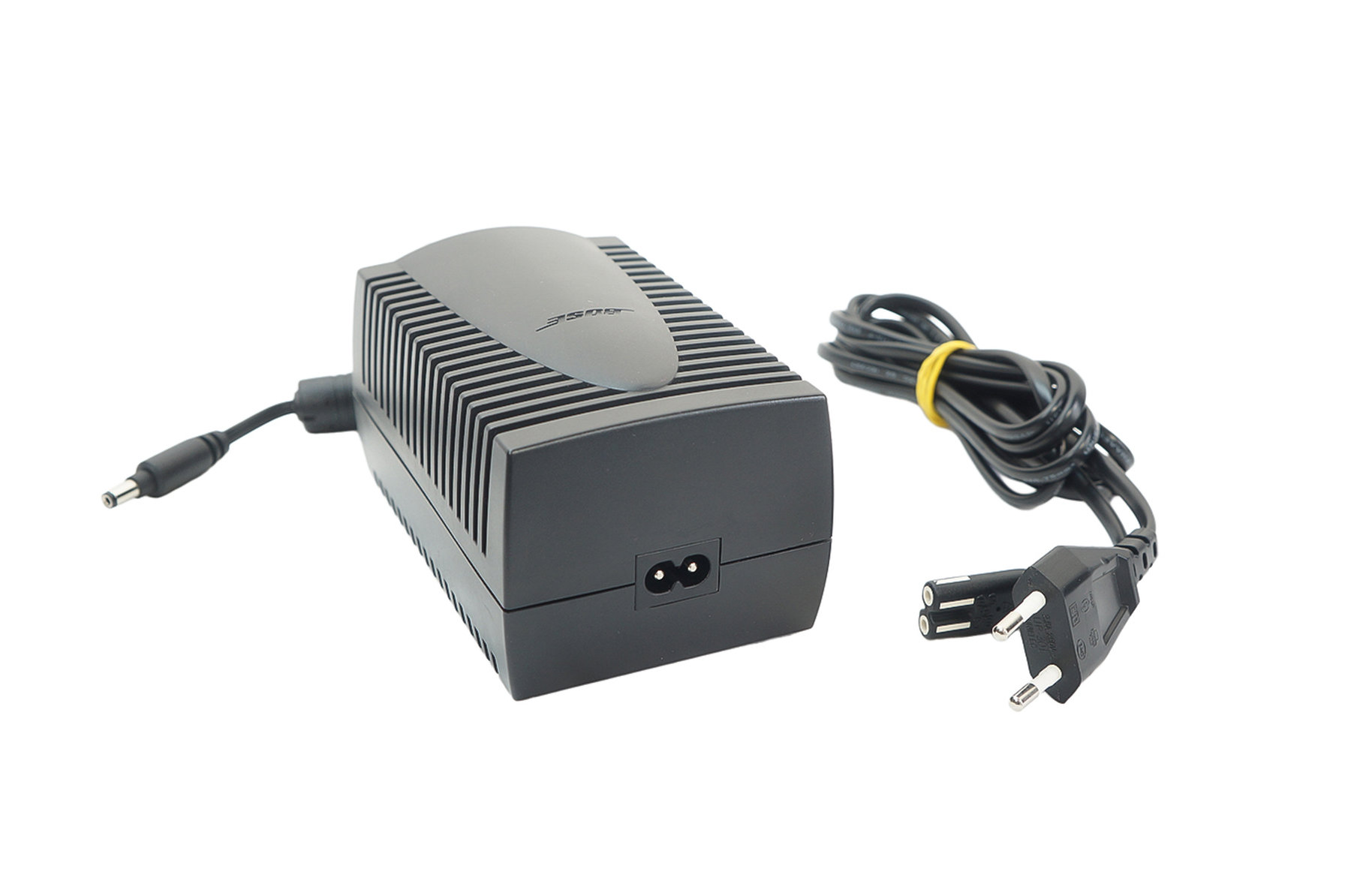 Bose_Lifestyle_18_28_38_Model_AV18_Media_Center_03