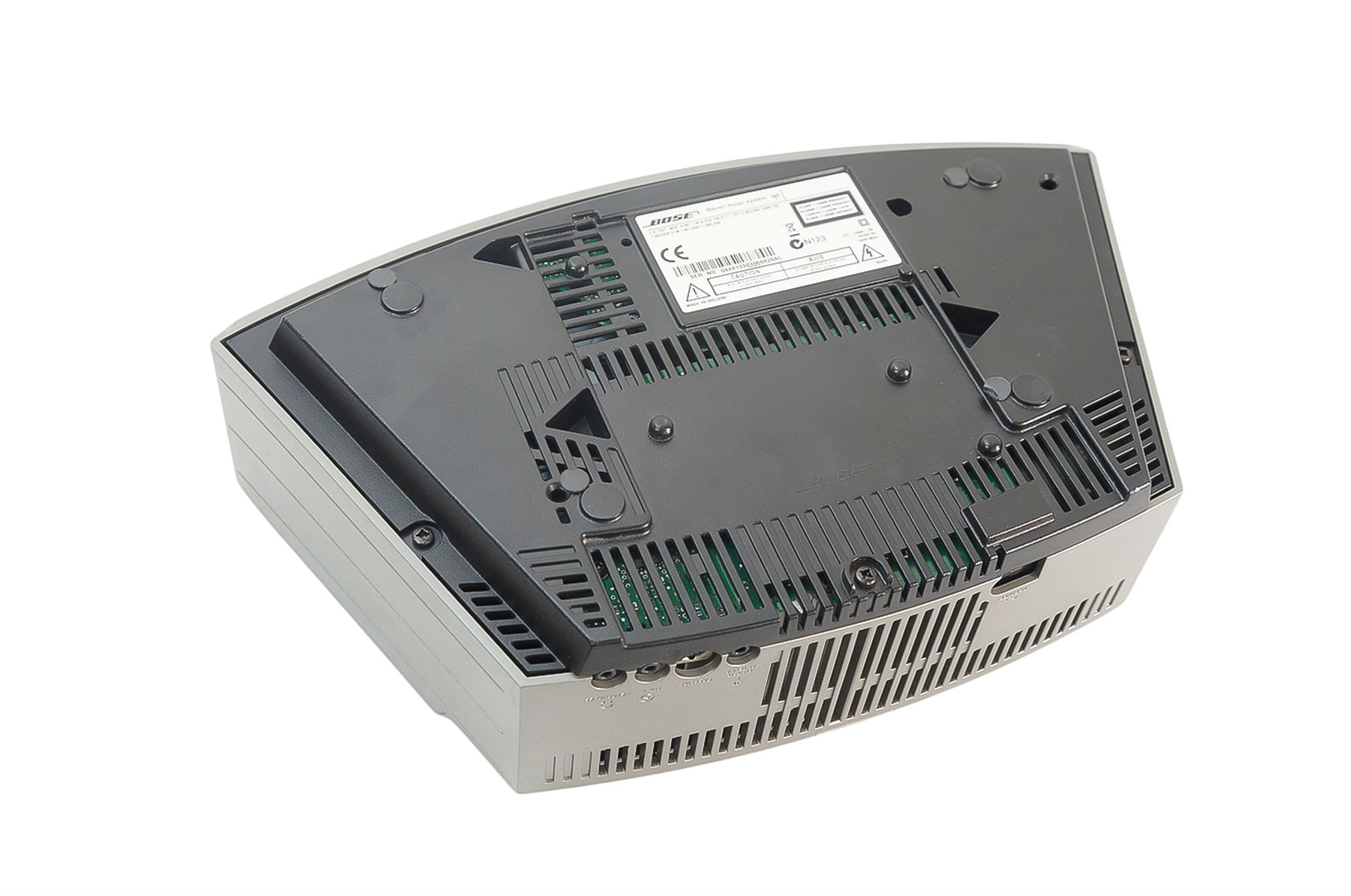 Bose_Wave_Music_System_Grau_03