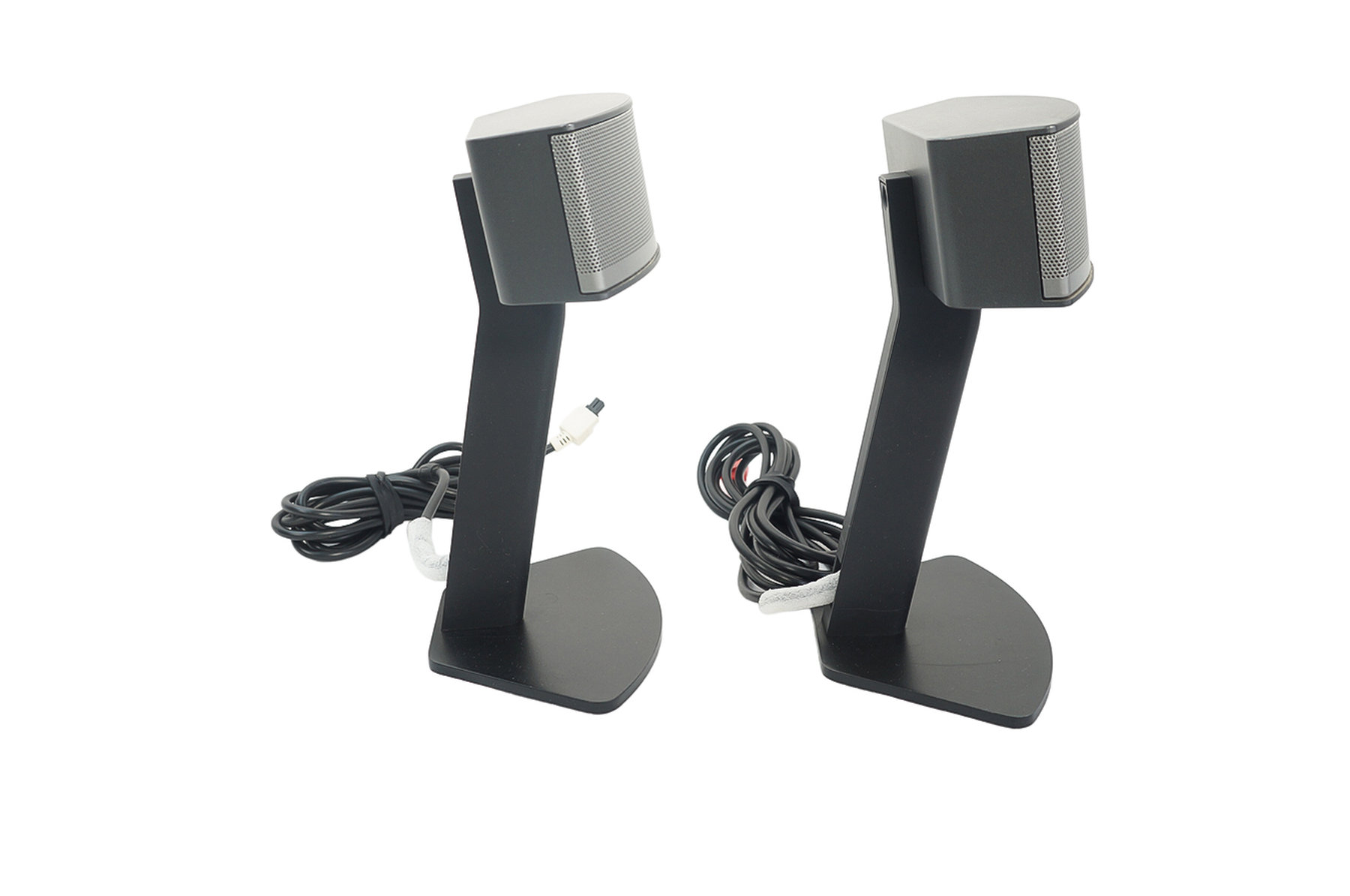Bose_Companion_5_Multimedia_Speaker_System_03