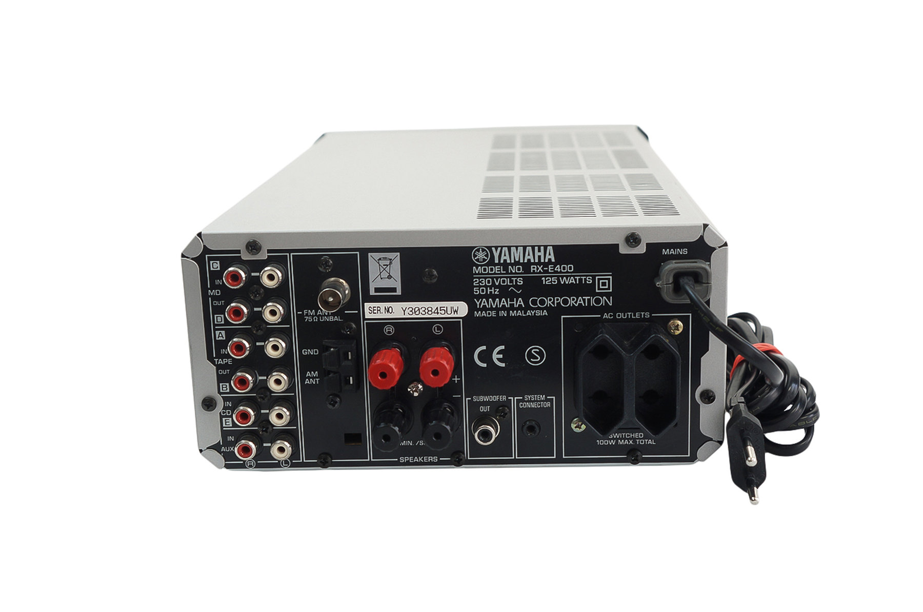 Yamaha_RX-E400_Stereo_2.1_Receiver_Silber_04