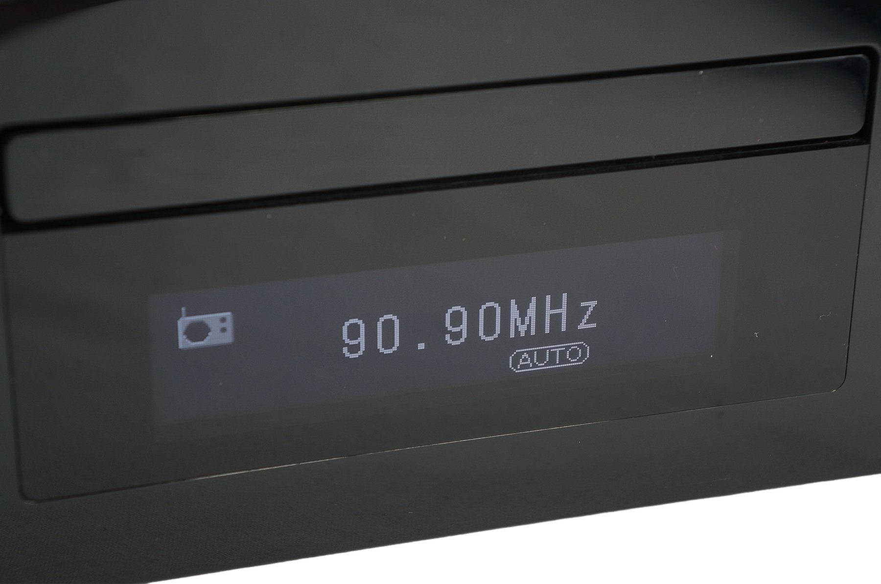 Denon_CEOL_RCD-N9_2.1_Netzwerk_CD_Receiver_Schwarz_09