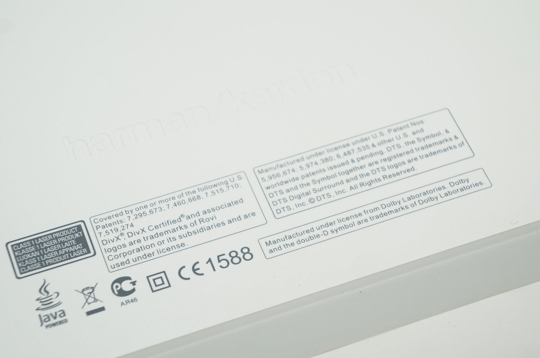Harman_Kardon_2.1_BDS_277_Receiver_Blu-Ray_Weiss_02