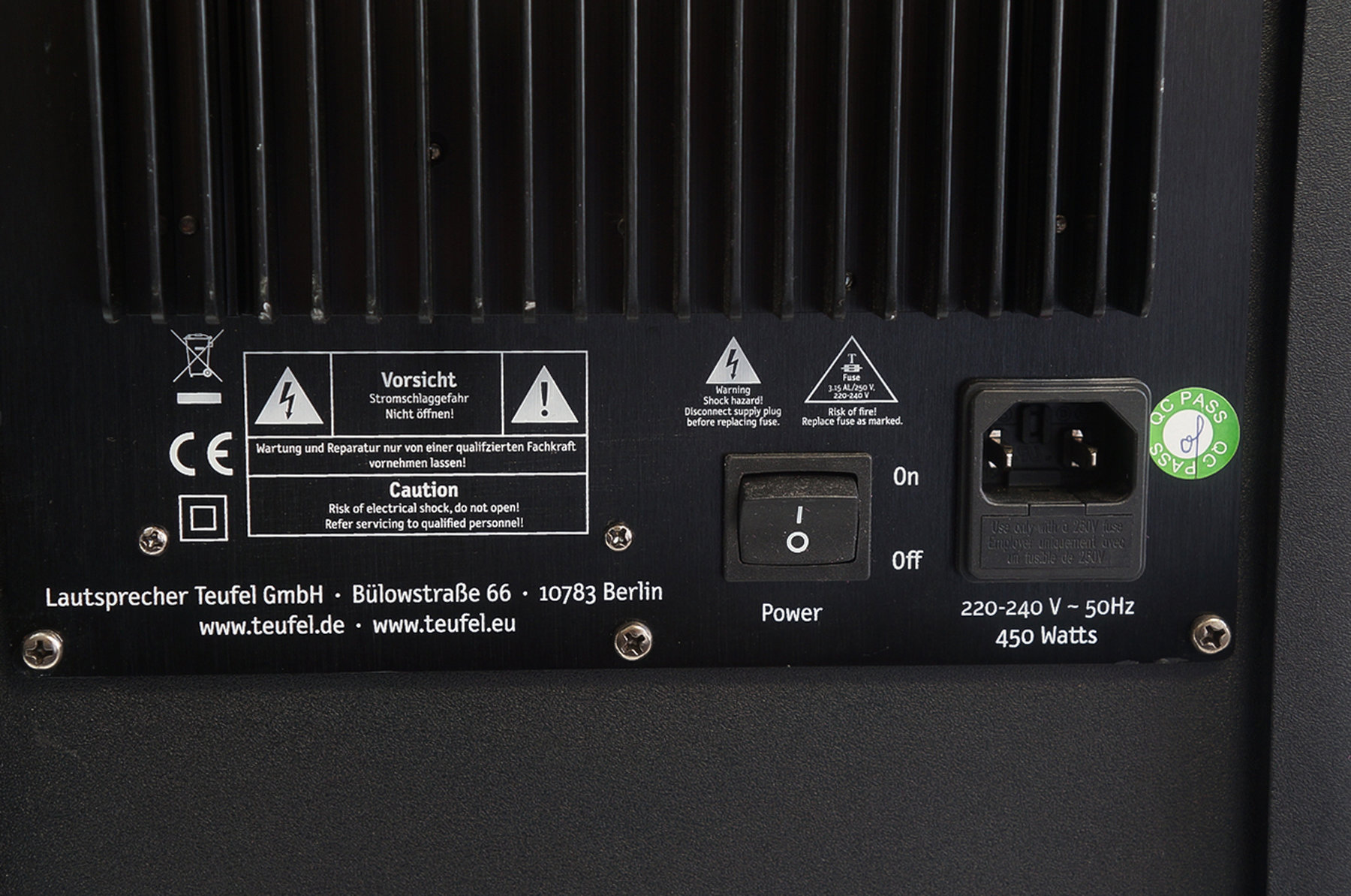 Teufel_CE_300_SW_Subwoofer_Aktiv_Consono_25_Schwarz_03
