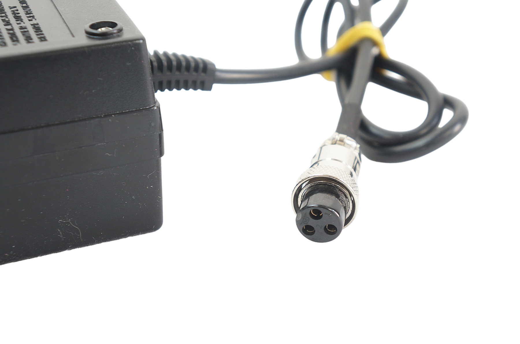 Teufel_Decoderstation_3_5.1_Verstarker_Schwarz_03