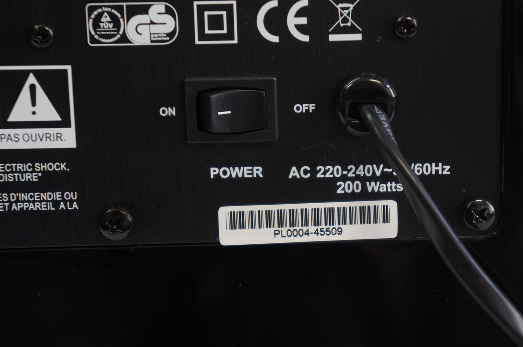 Harman_Kardon_HKTS_200_SUB_Subwoofer_Aktiv_Schwarz_04