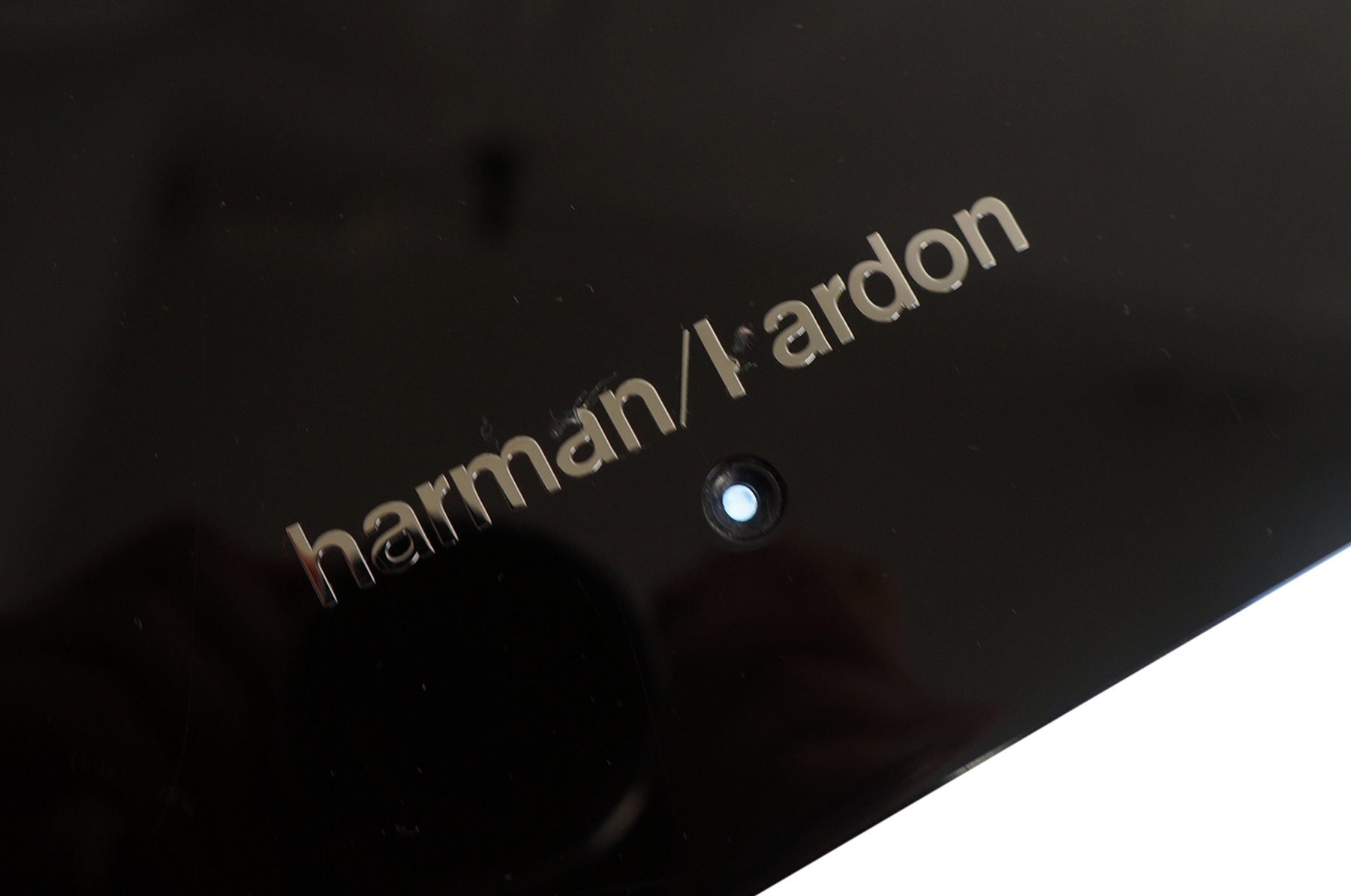 Harman_Kardon_HKTS_200_SUB_Subwoofer_Aktiv_Schwarz_10