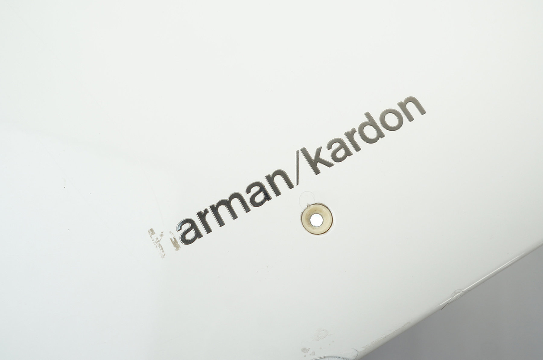Harman_Kardon_HKTS_200_SUB_Subwoofer_Aktiv_Weiss_10