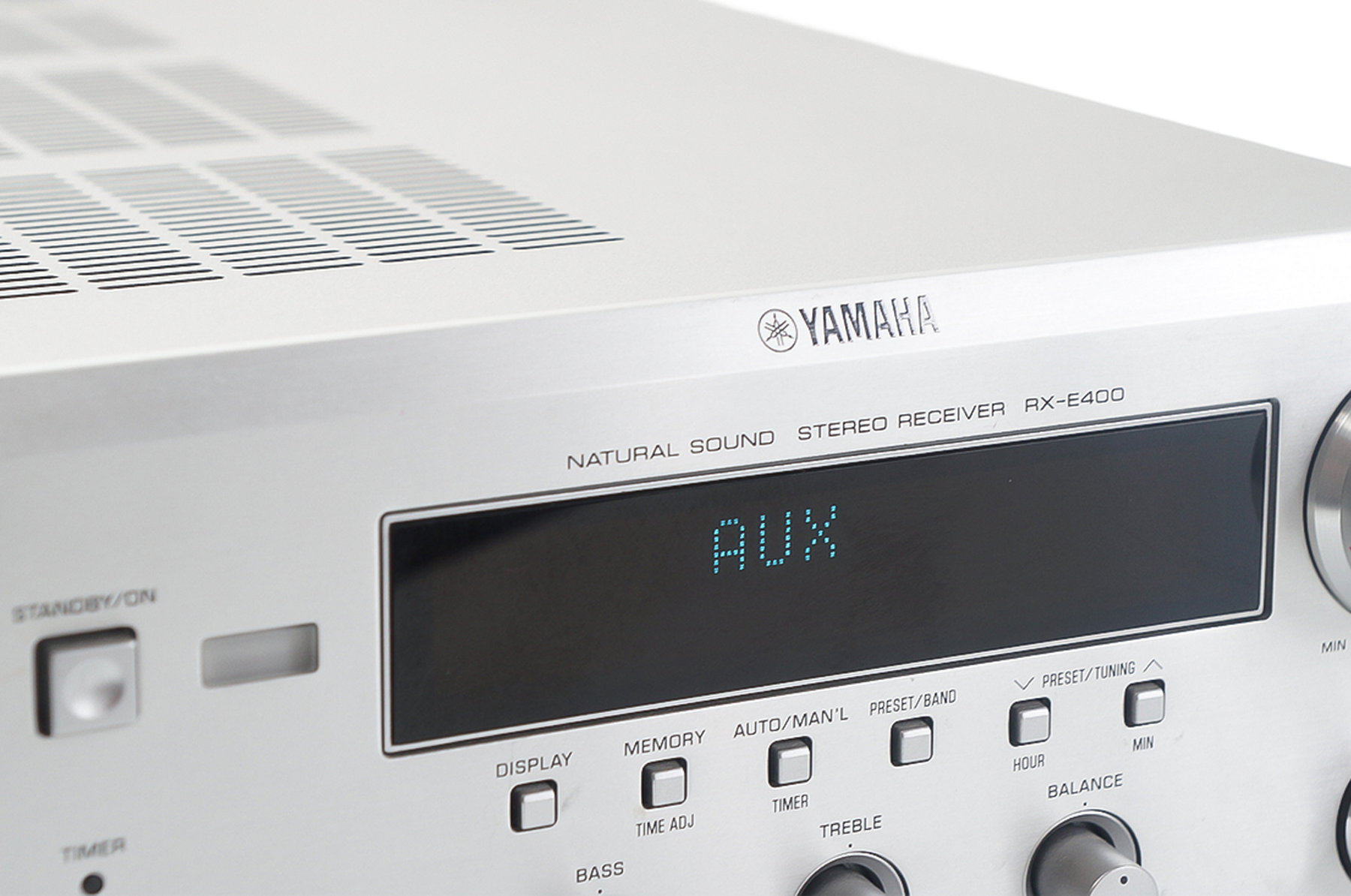 Yamaha_RX-E400_Stereo_2.1_Receiver_Silber_09