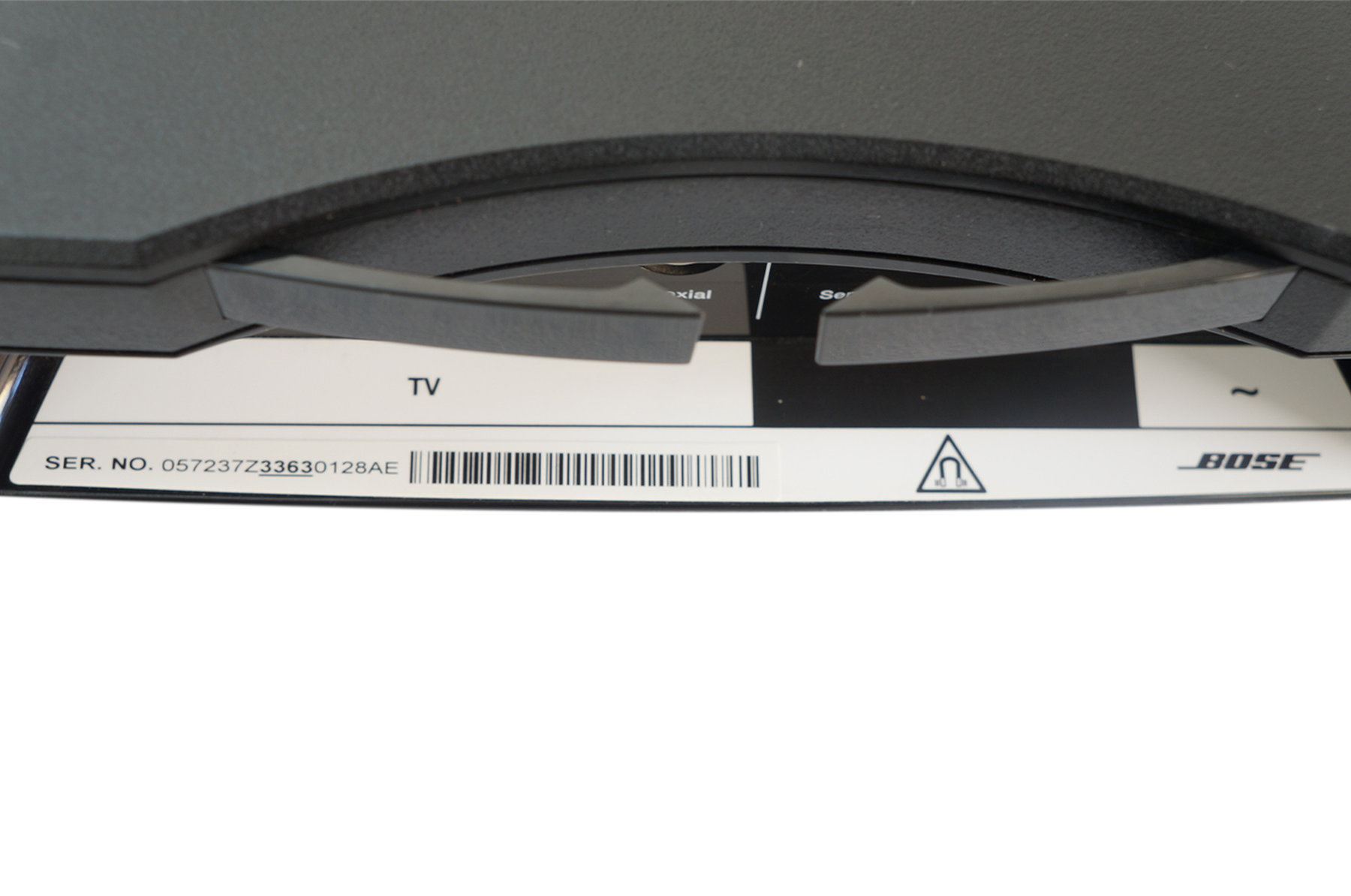 Bose_Solo_TV_Sound_System_Soundbar_Schwarz_05