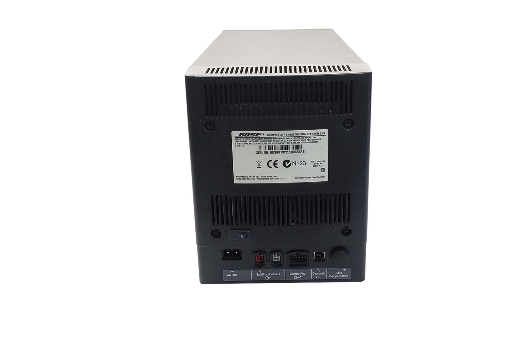 Bose_Companion_5_Multimedia_Speaker_System_11
