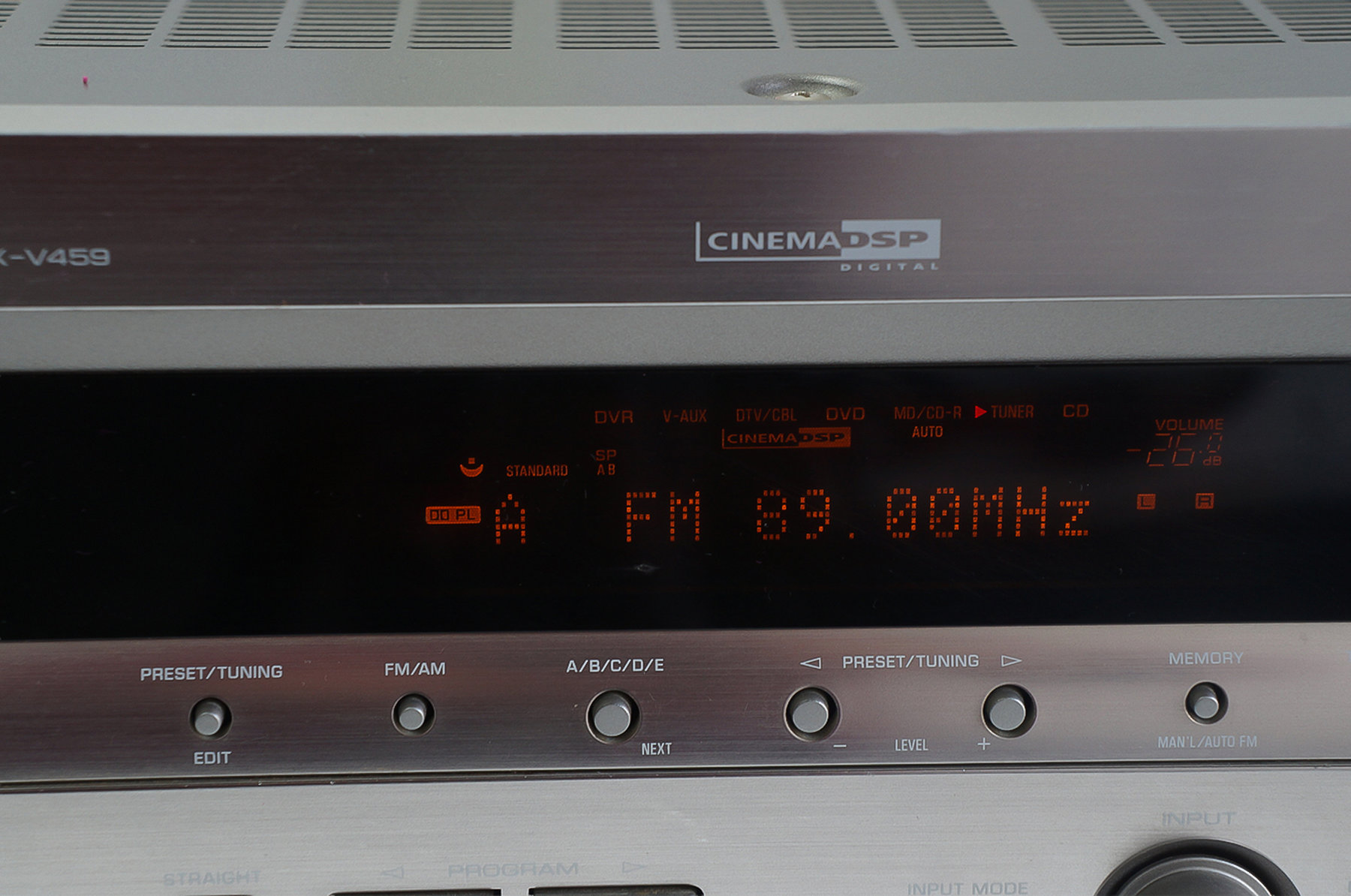 Yamaha_RX-V459_Digital_6.1_AV_Receiver_Silber_07