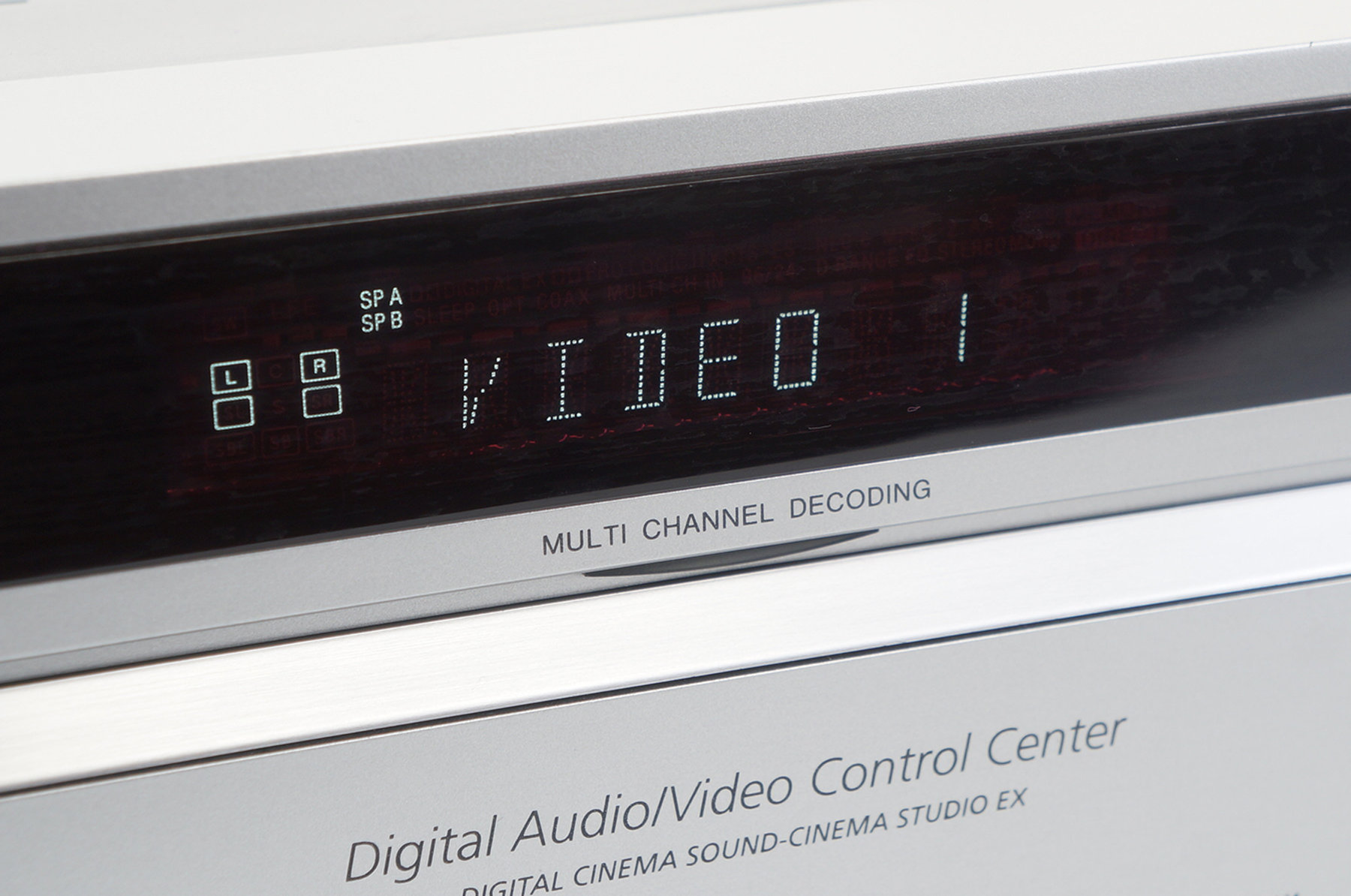 Sony_STR-DE497_5.1_AV_Receiver_Silber_10