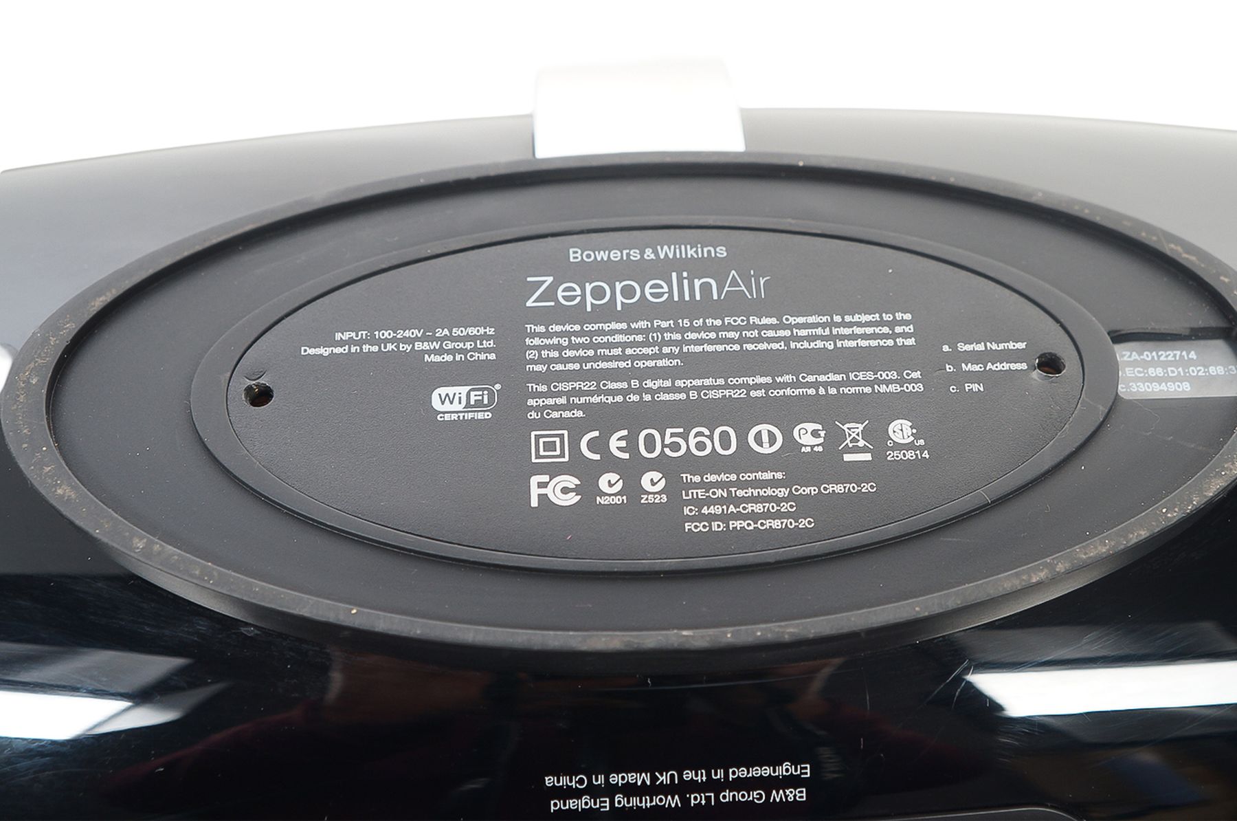 Bowers__Wilkins_Zeppelin_Air_Wireless_Hi-Fi_Lautsprecher_Docking_Station__MXr9ksQ