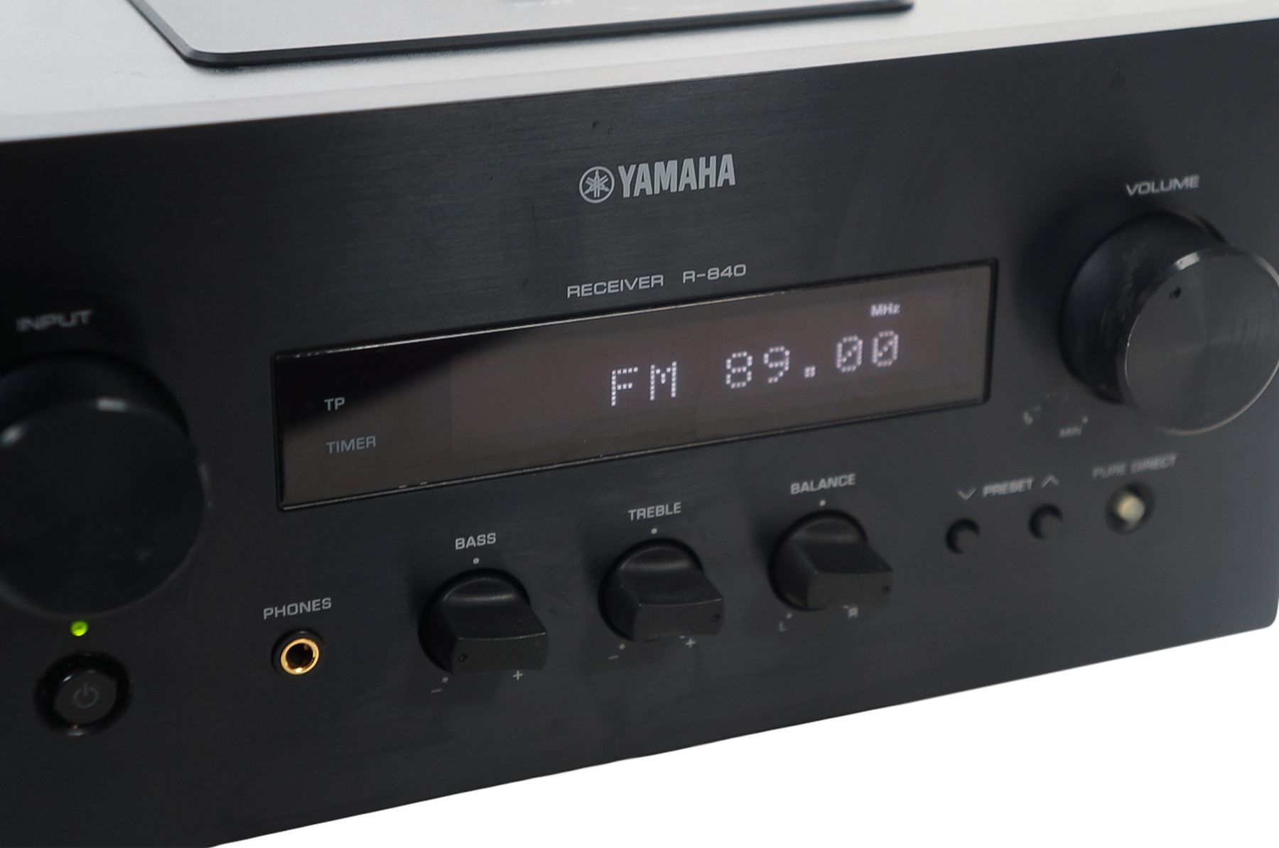 Yamaha_R-840_Stereo_2.1_Receiver_Schwarz_11_result