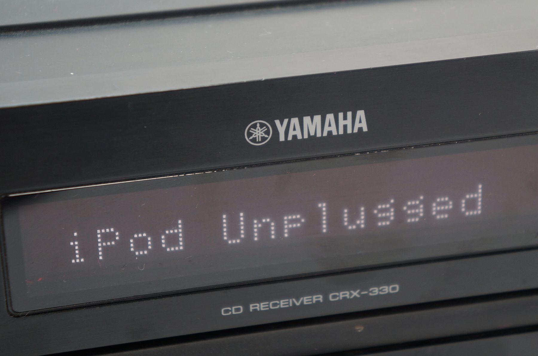 Yamaha_CRX-330_Pianocraft_Micro_CD_Receiver_Schwarz_07_result
