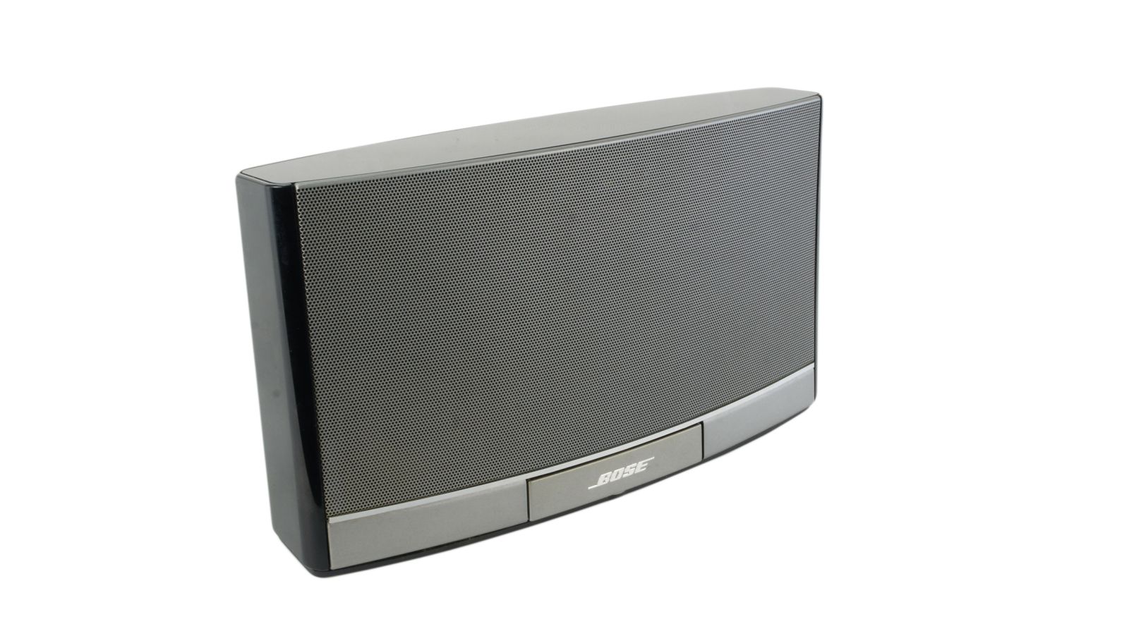 Bose_SoundDock_Portable_Digital_Music_System_03