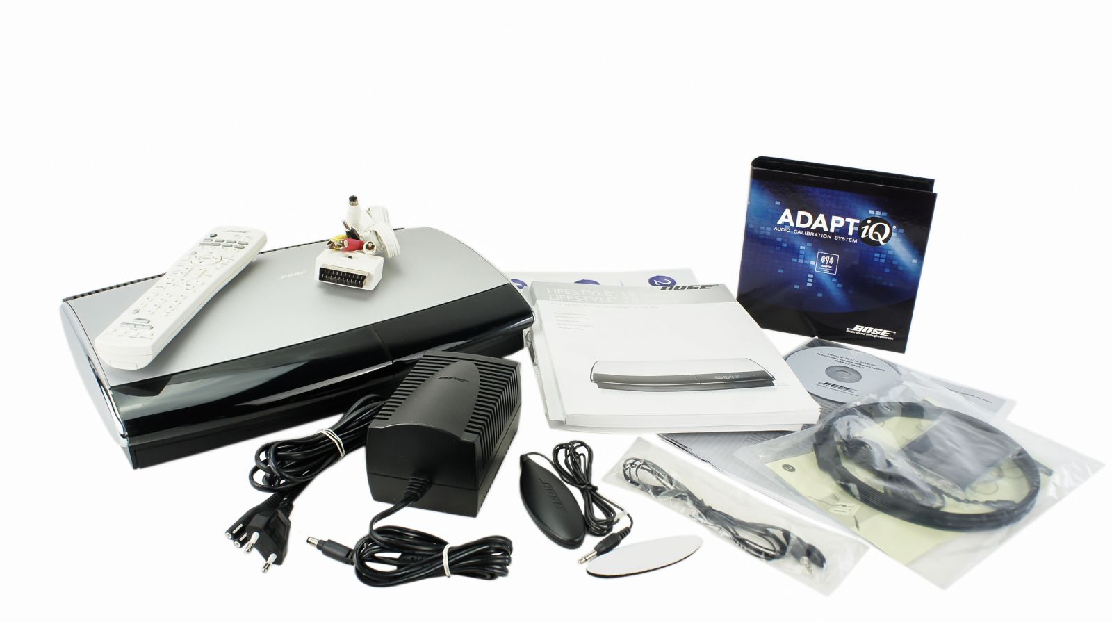 Bose_Lifestyle_18_AV_18_AV18_Media_Center_mit_ADAPTiQ_Bose