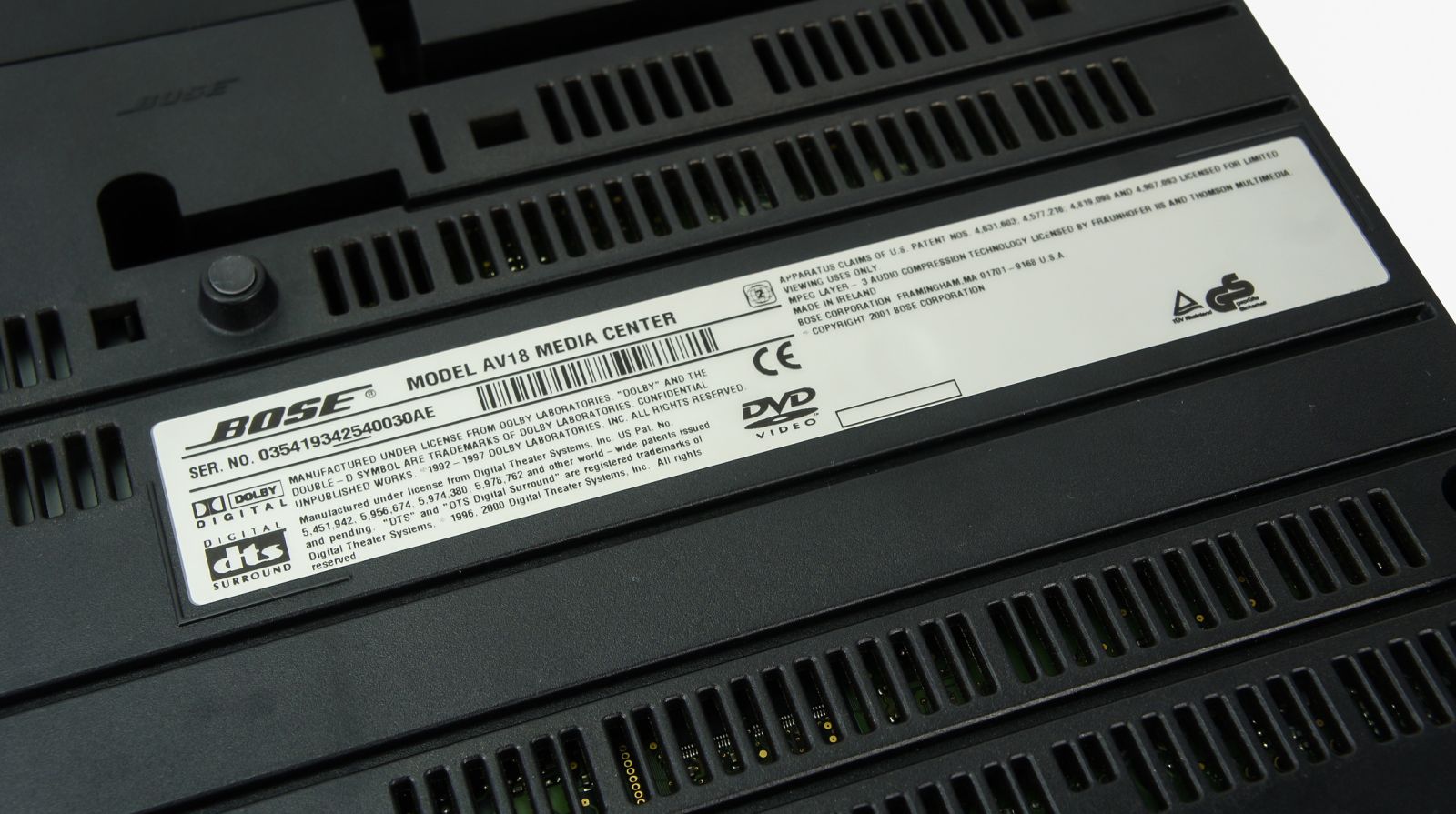 Bose_Lifestyle_18_AV_18_AV18_Media_Center_mit_ADAPTiQ_Bose_07