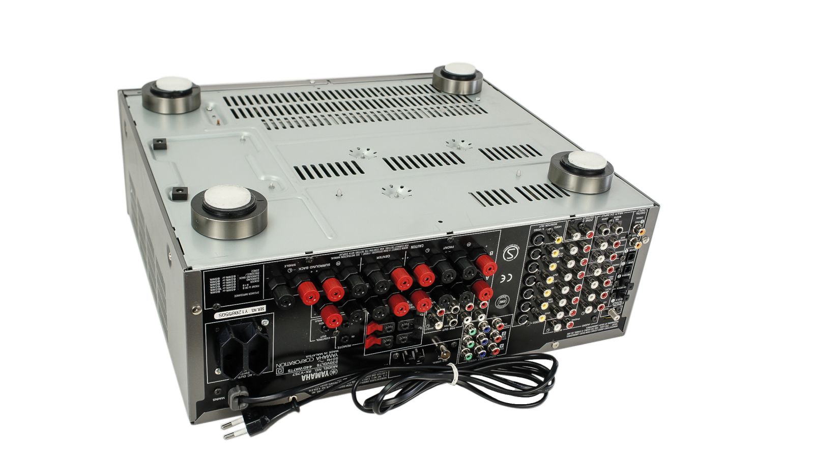Yamaha_RX-V757_Digital_7.1_Heimkino_AV_Receiver_Silber_06