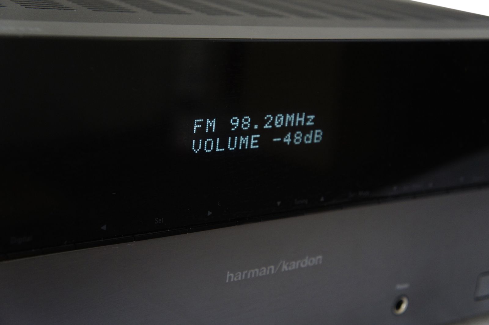 Harman_Kardon_AVR_158_158-230_5.1_AV_Receiver_Schwarz_08